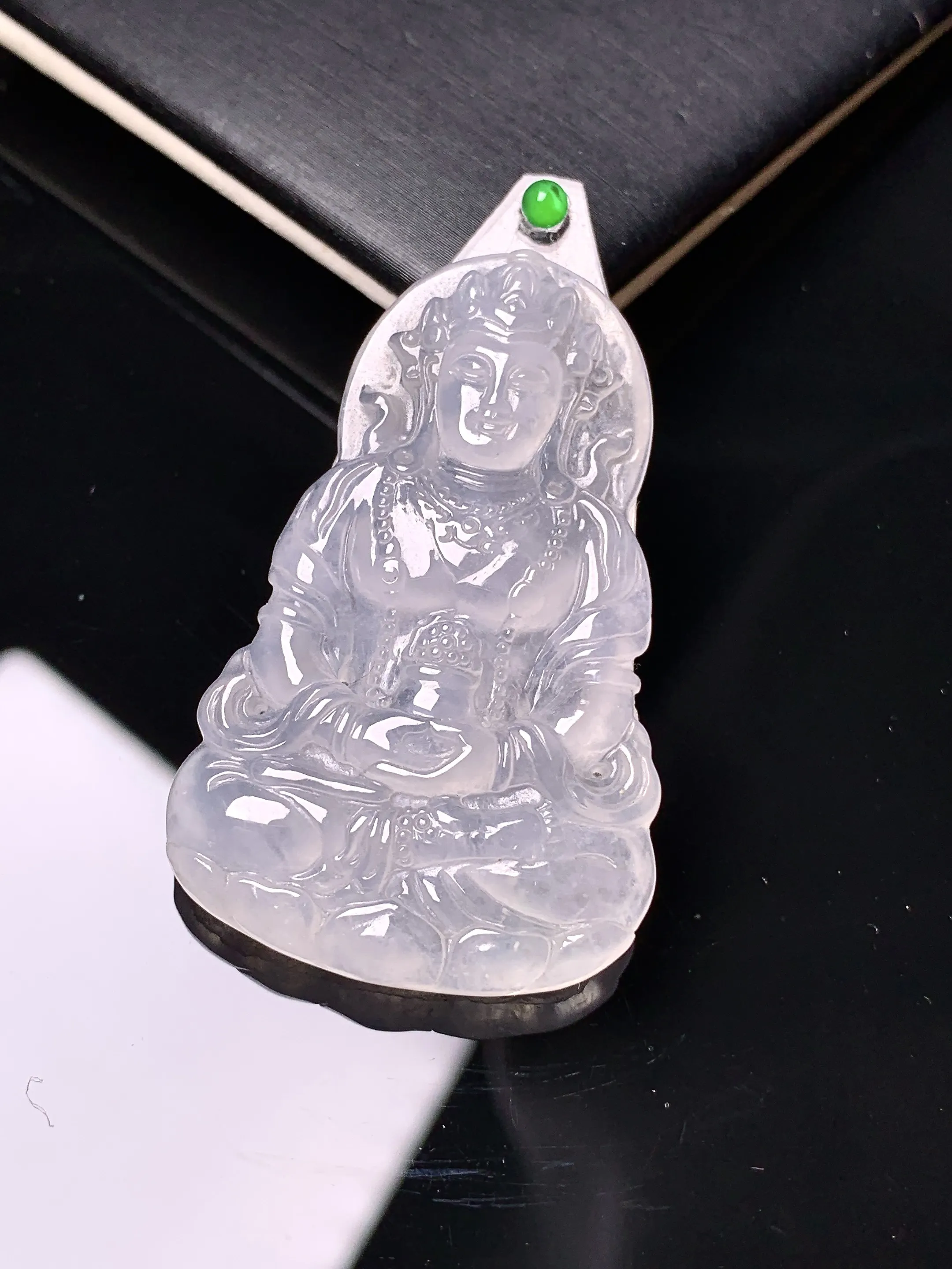 镶嵌款 冰种度母观音菩萨吊坠 玉质细腻 色泽艳丽清新 整体尺寸44*27.5*4.2