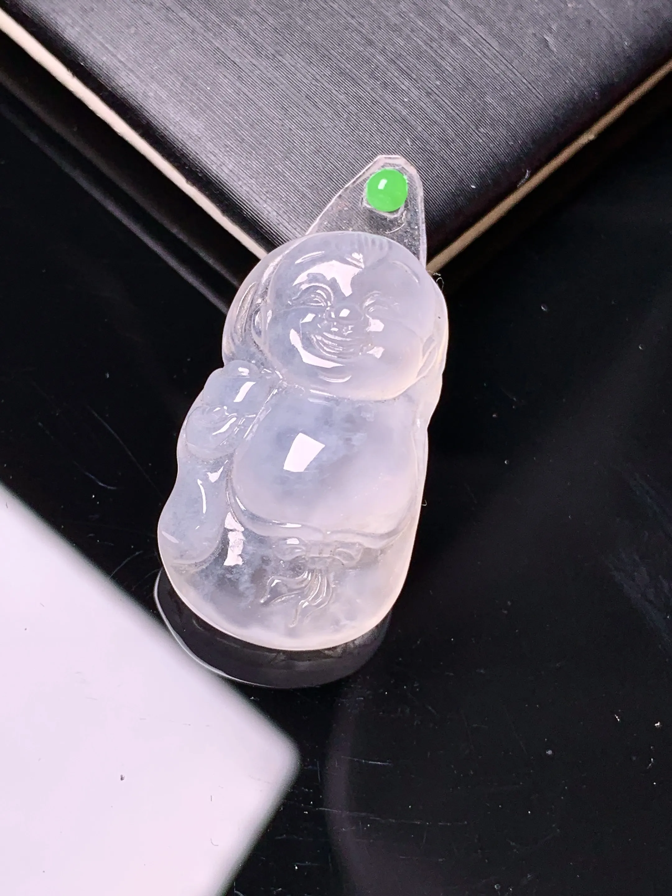 镶嵌款 冰种宝宝佛公吊坠 玉质细腻 色泽艳丽清新 整体尺寸24.8*14.7*7