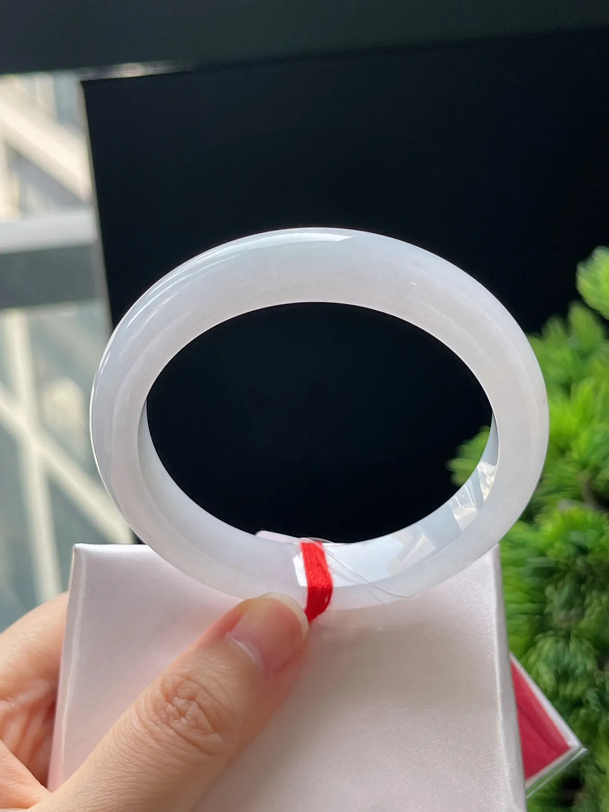 正圈55圈口，翡翠冰糯白色手镯