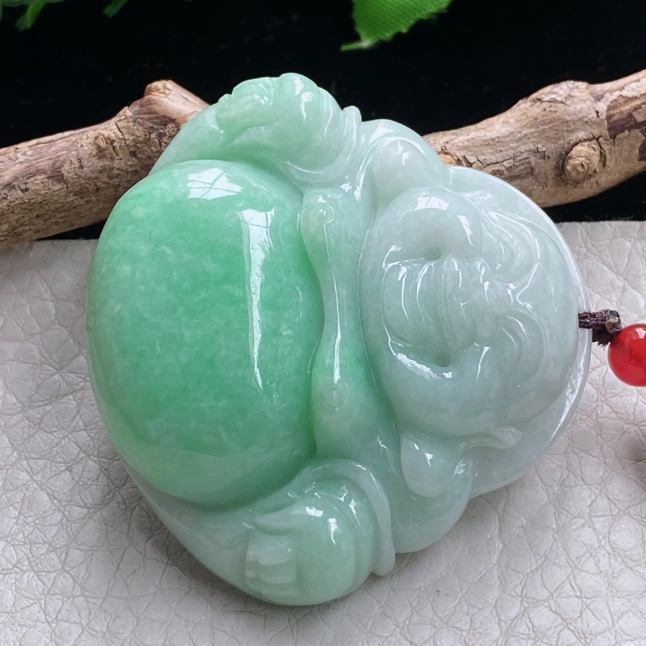 zen自然光49*52*12.8天然缅甸翡翠大佛公项坠豆绿俏雕弥勒佛像