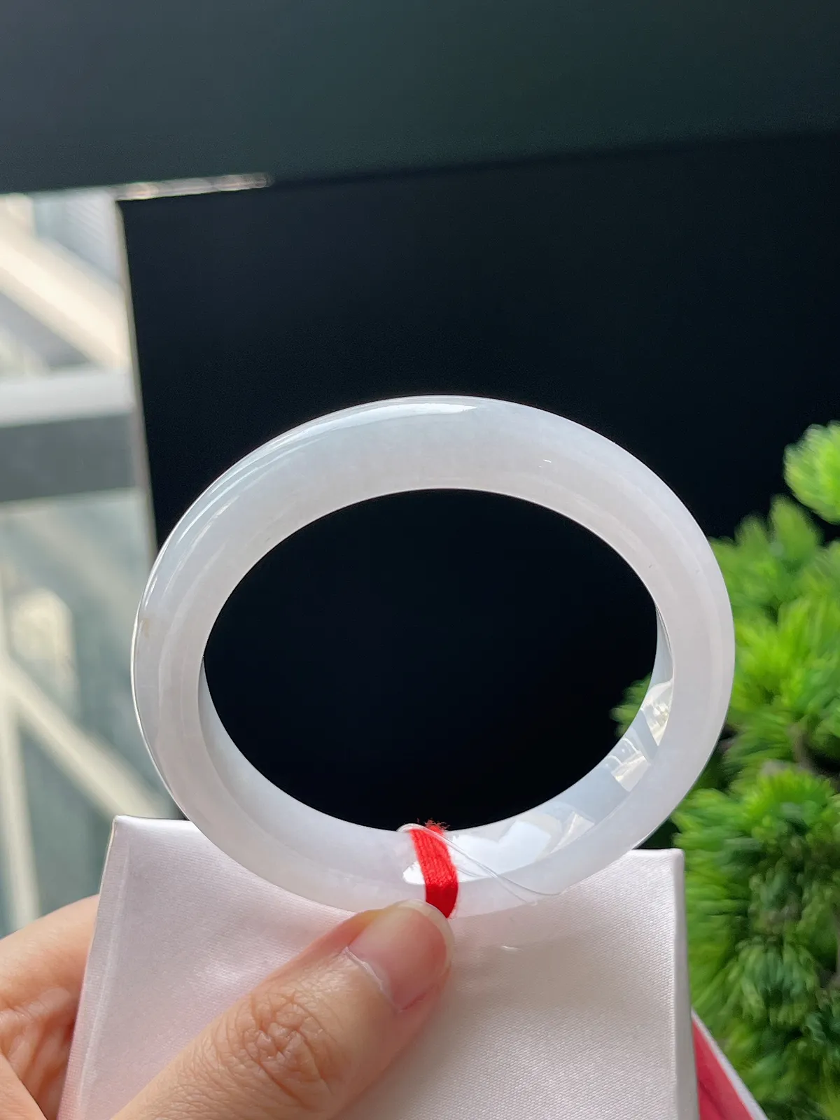 正圈55圈口，翡翠冰糯白色手镯