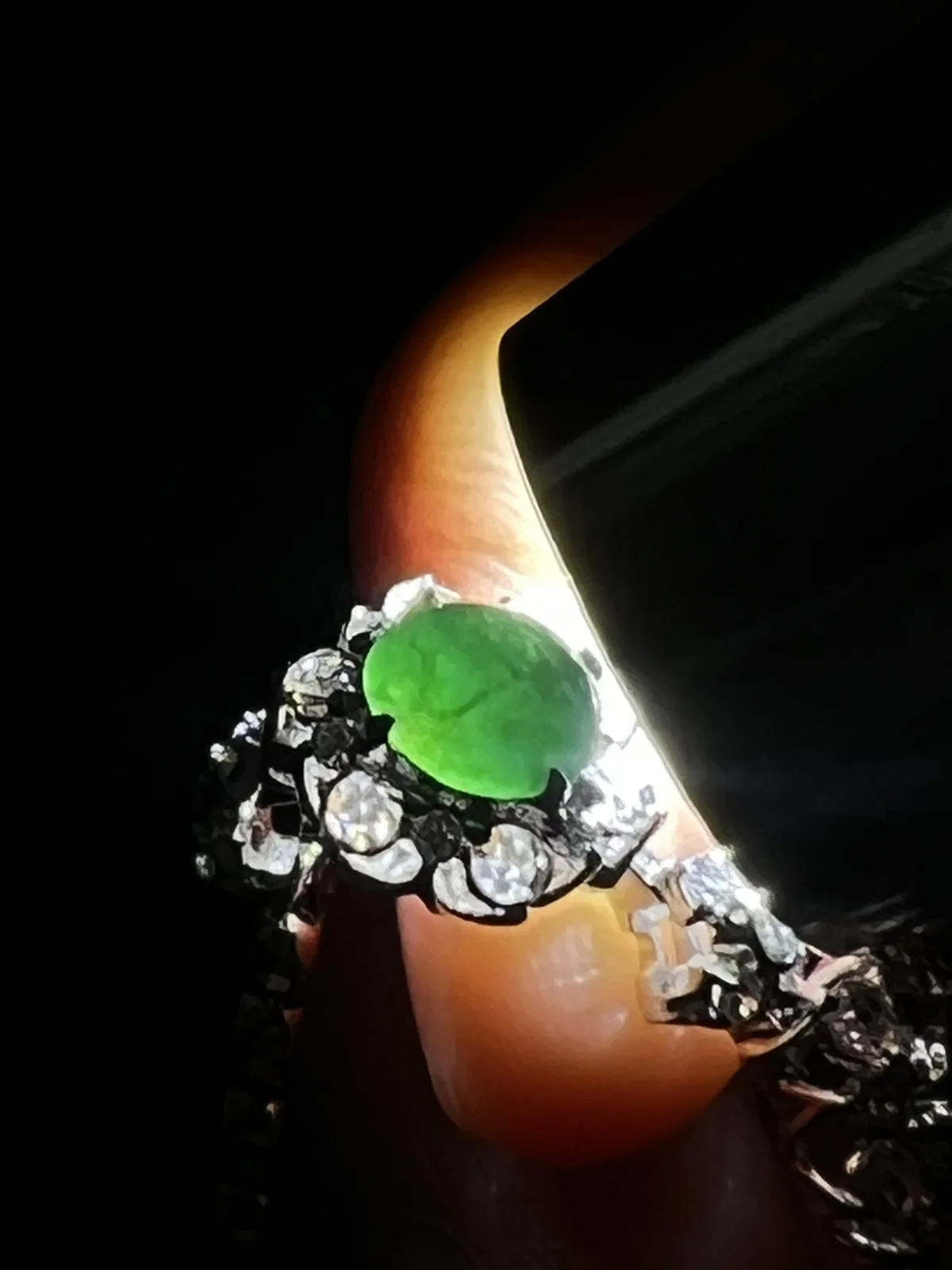 18k金翡翠冰满绿手链