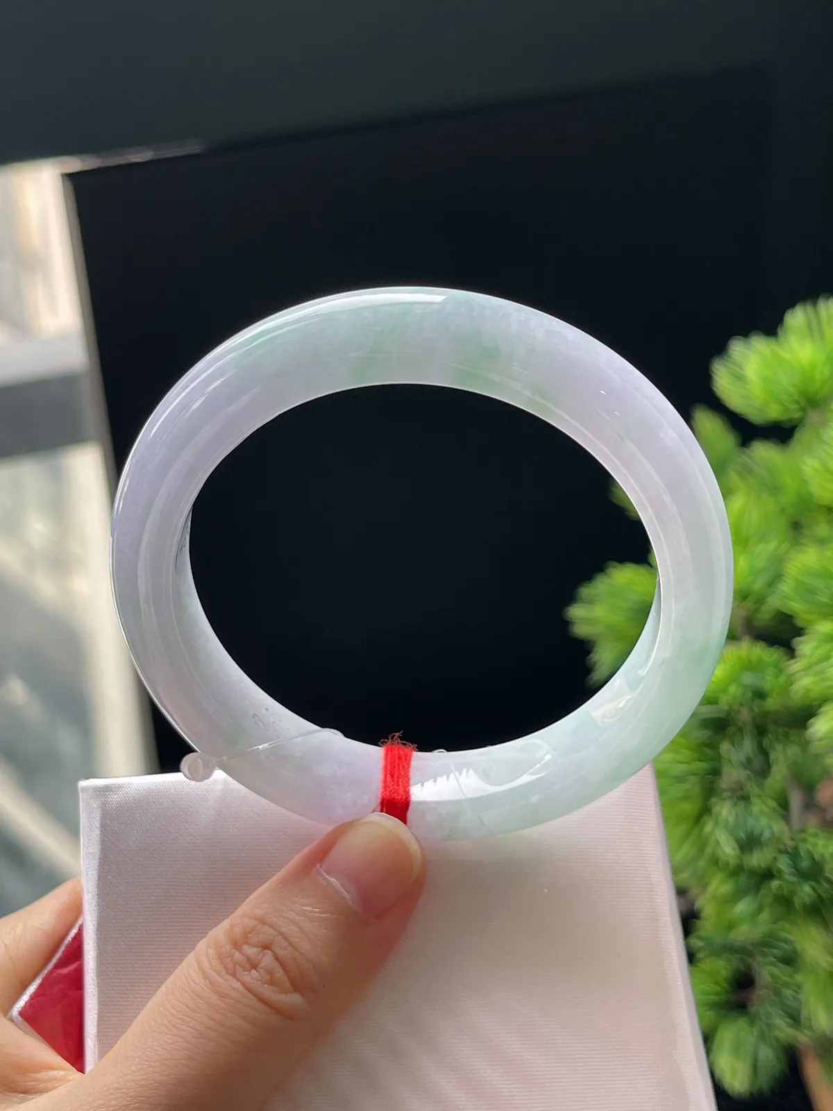 正圈58圈口，翡翠糯化种春带彩手镯