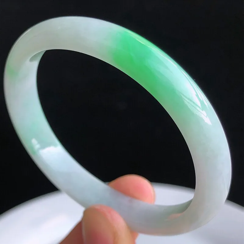 54.5圈飘绿玉镯翡翠A货好种色飘阳绿贵妃手镯 27.16g