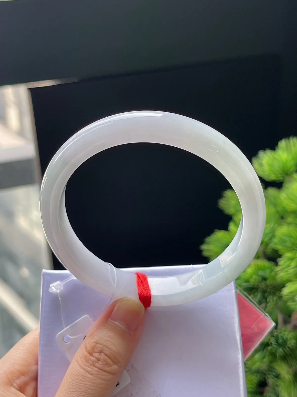 正圈63圈口，翡翠糯化种淡紫色手镯