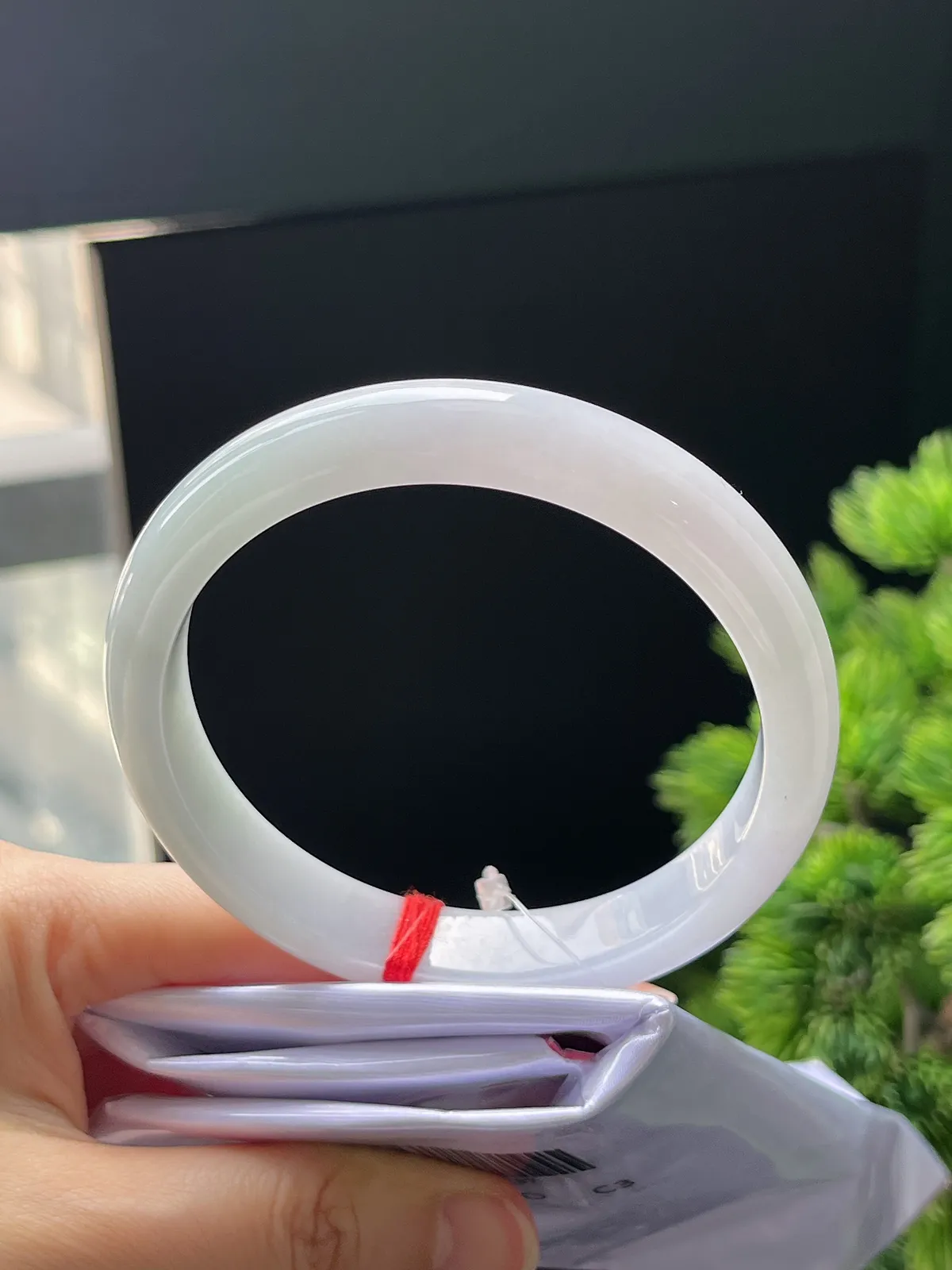 正圈63圈口，翡翠糯化种淡紫色手镯