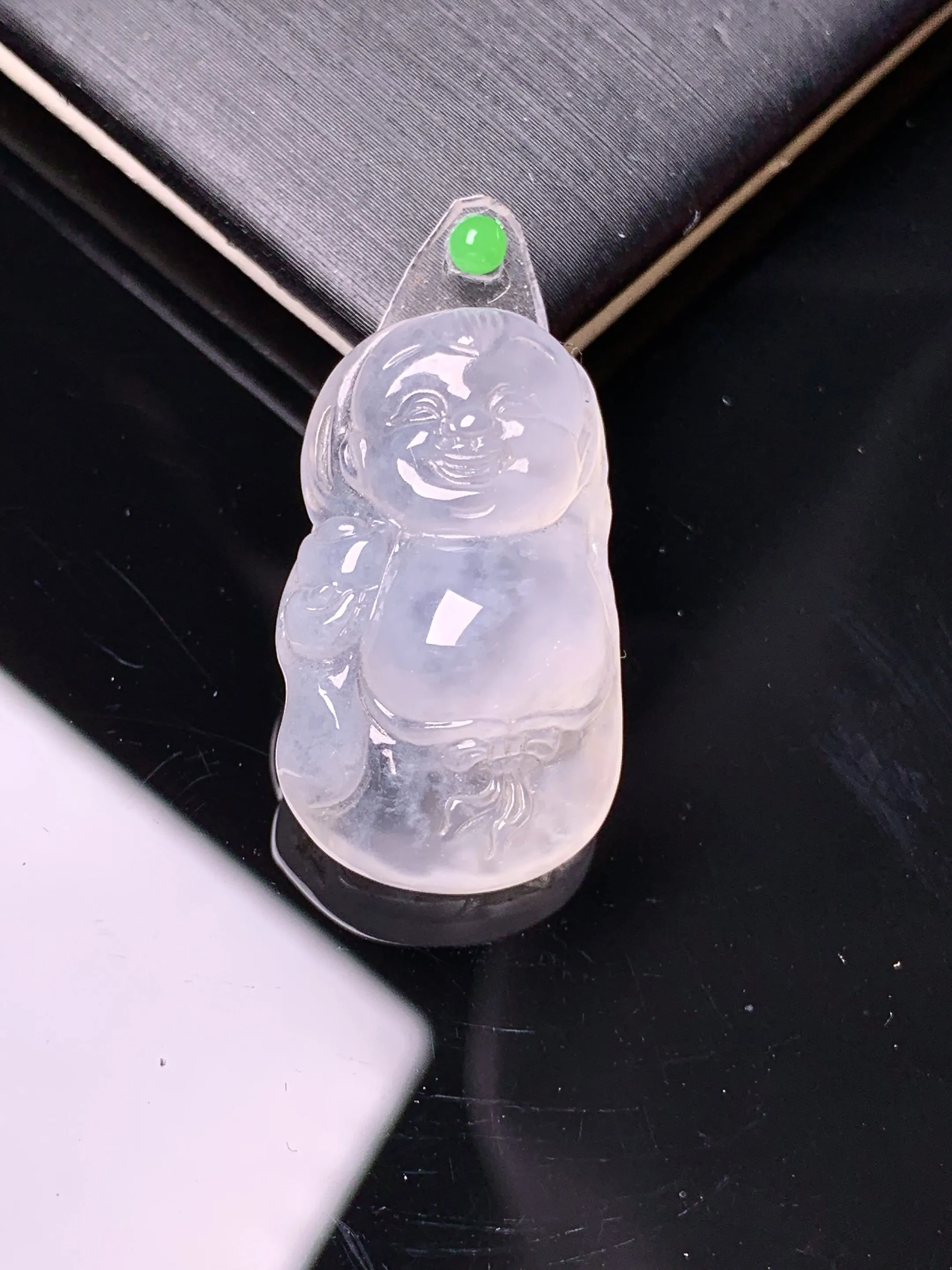 镶嵌款 冰种宝宝佛公吊坠 玉质细腻 色泽艳丽清新 整体尺寸24.8*14.7*7