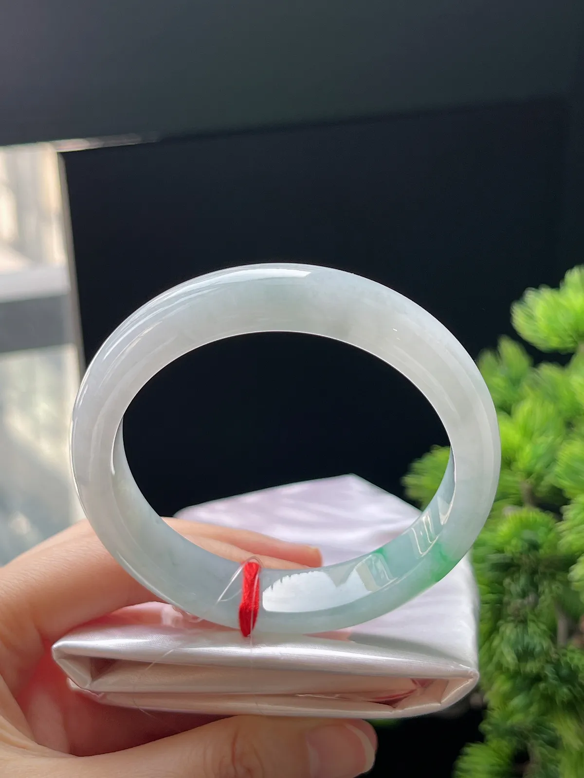 正圈57.2圈口，翡翠冰糯种飘花手镯