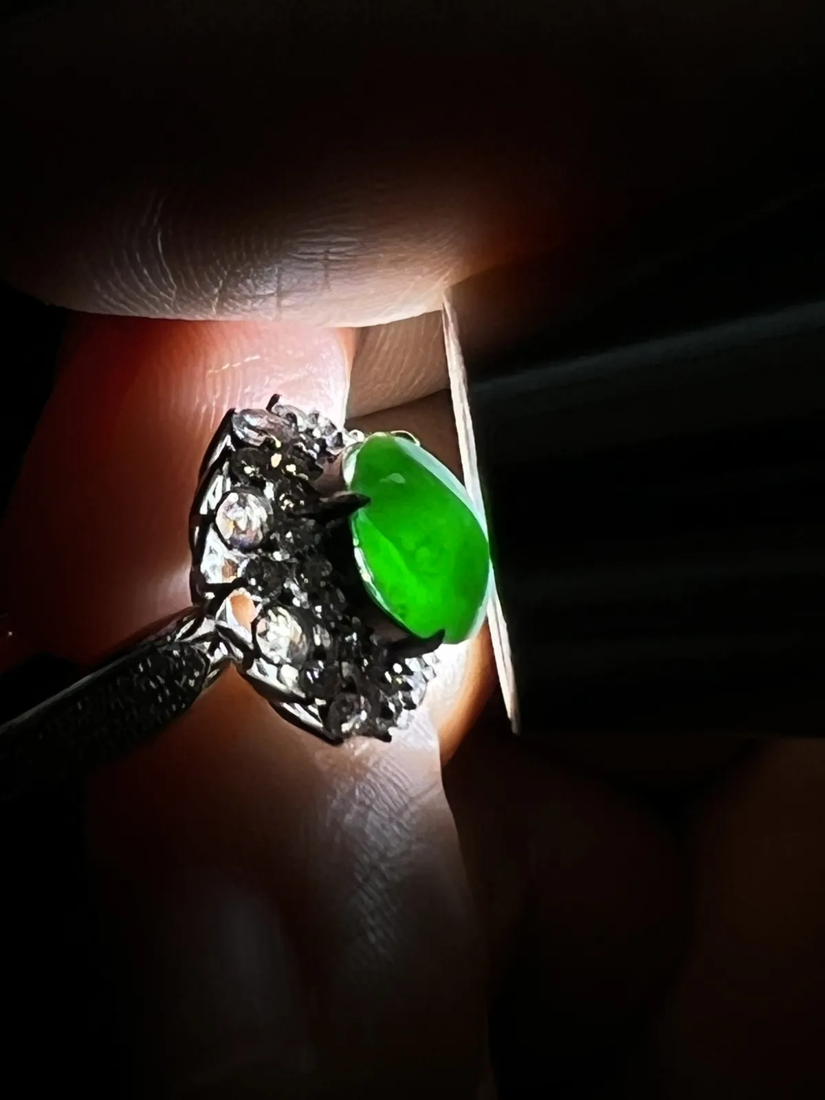 18k金翡翠满绿戒指