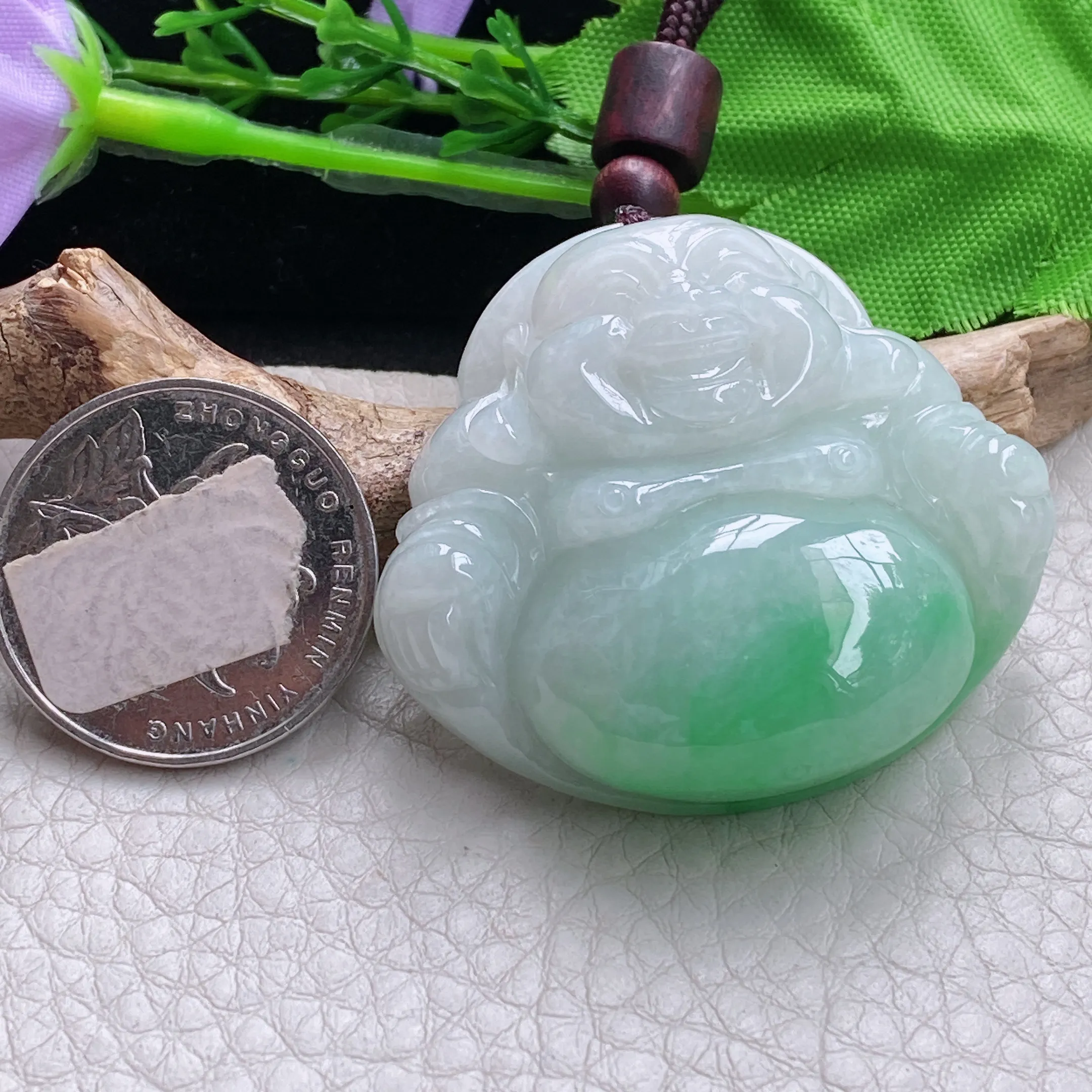 zen自然光41*44.3*13.8天然缅甸翡翠白底青佛公项坠 弥勒佛毛衣坠