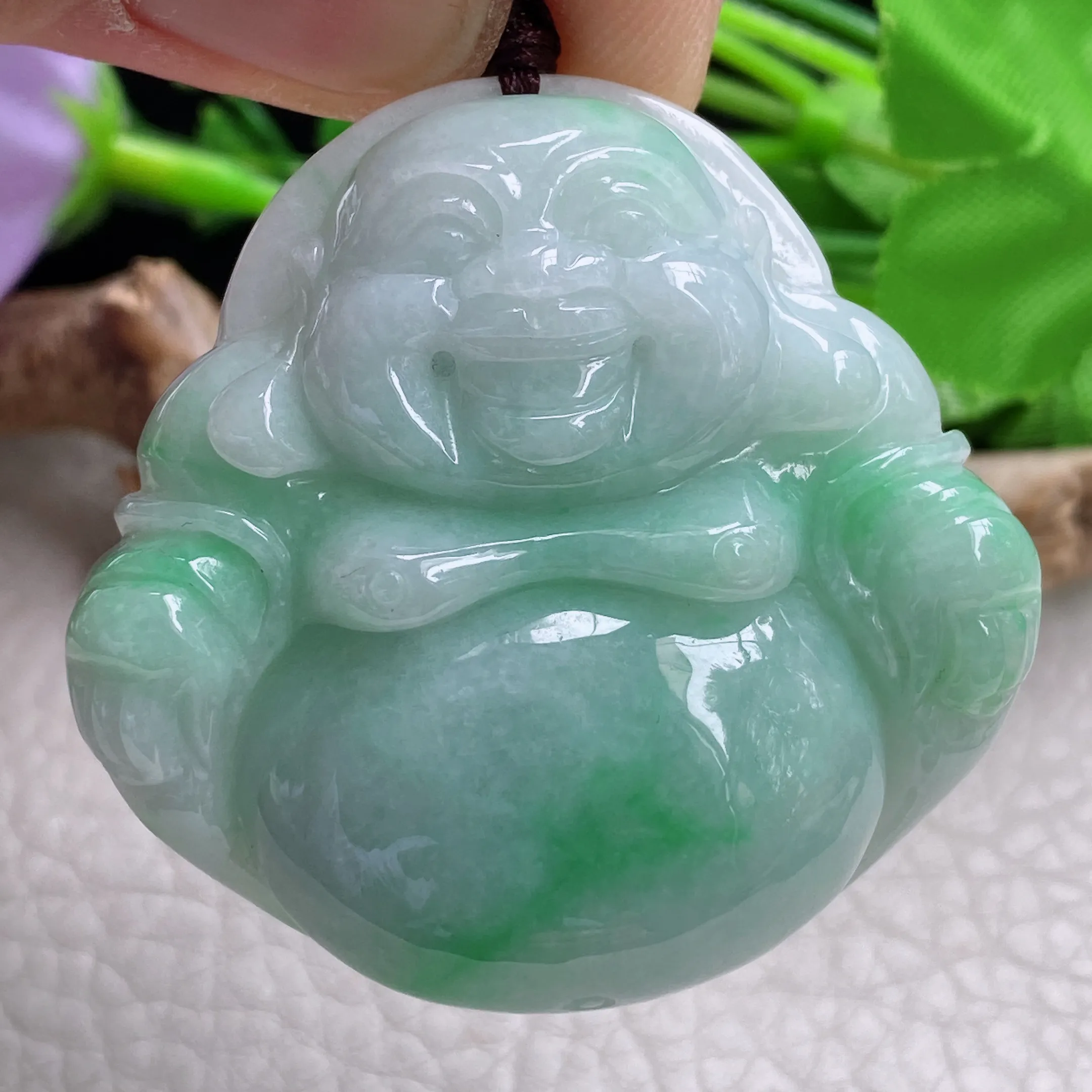 zen自然光43*45.5*12.6天然缅甸翡翠飘绿大佛公吊坠