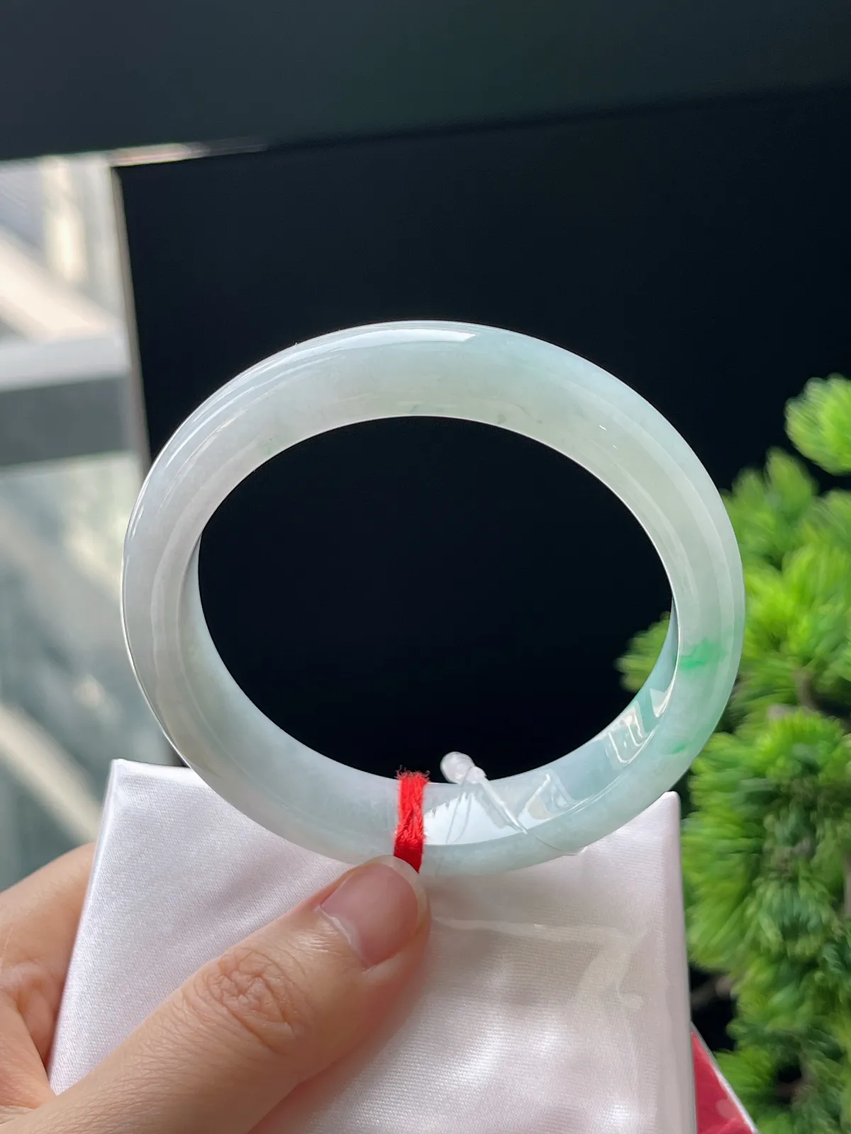 正圈57.2圈口，翡翠冰糯种飘花手镯