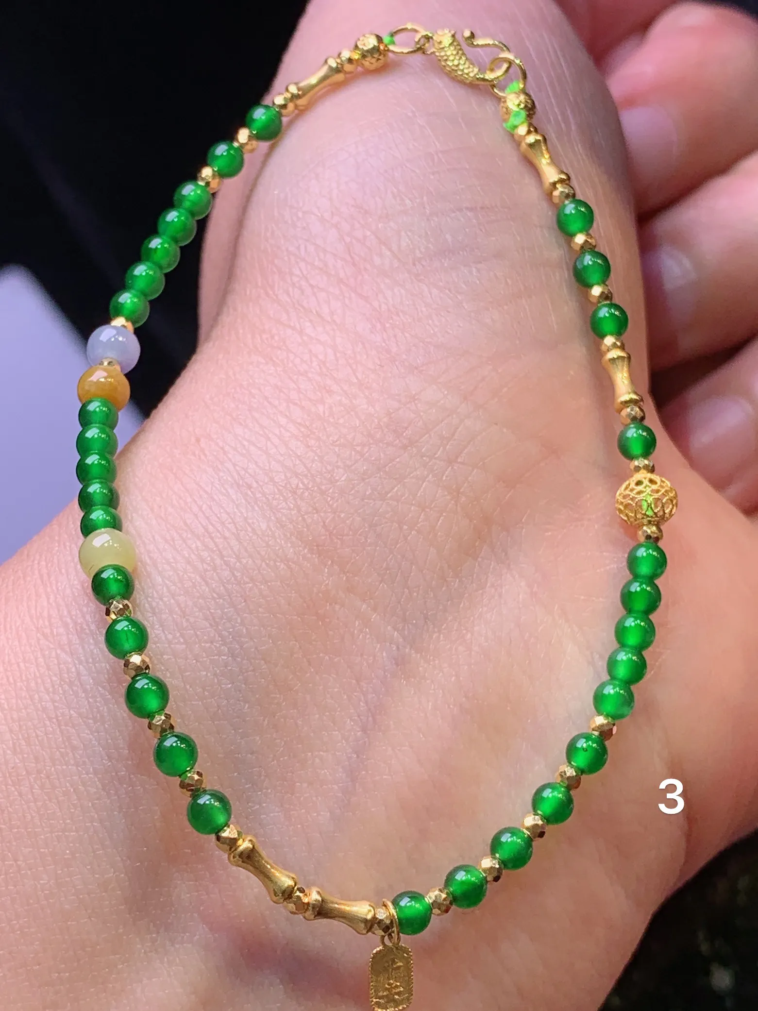 18k金镶嵌满绿圆珠手链 玉质细腻 色泽艳丽清新 整体尺寸3