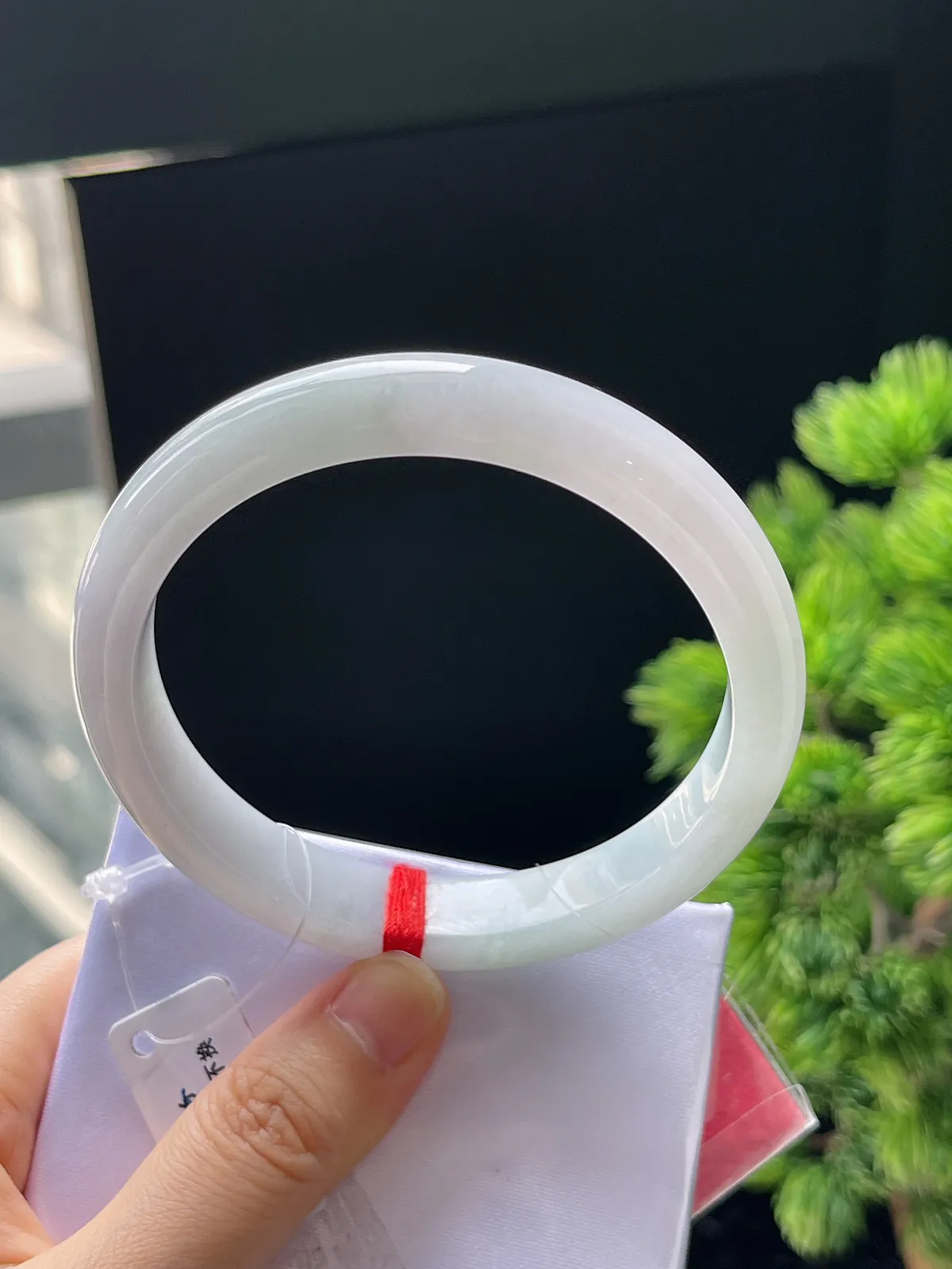 正圈63圈口，翡翠糯化种淡紫色手镯