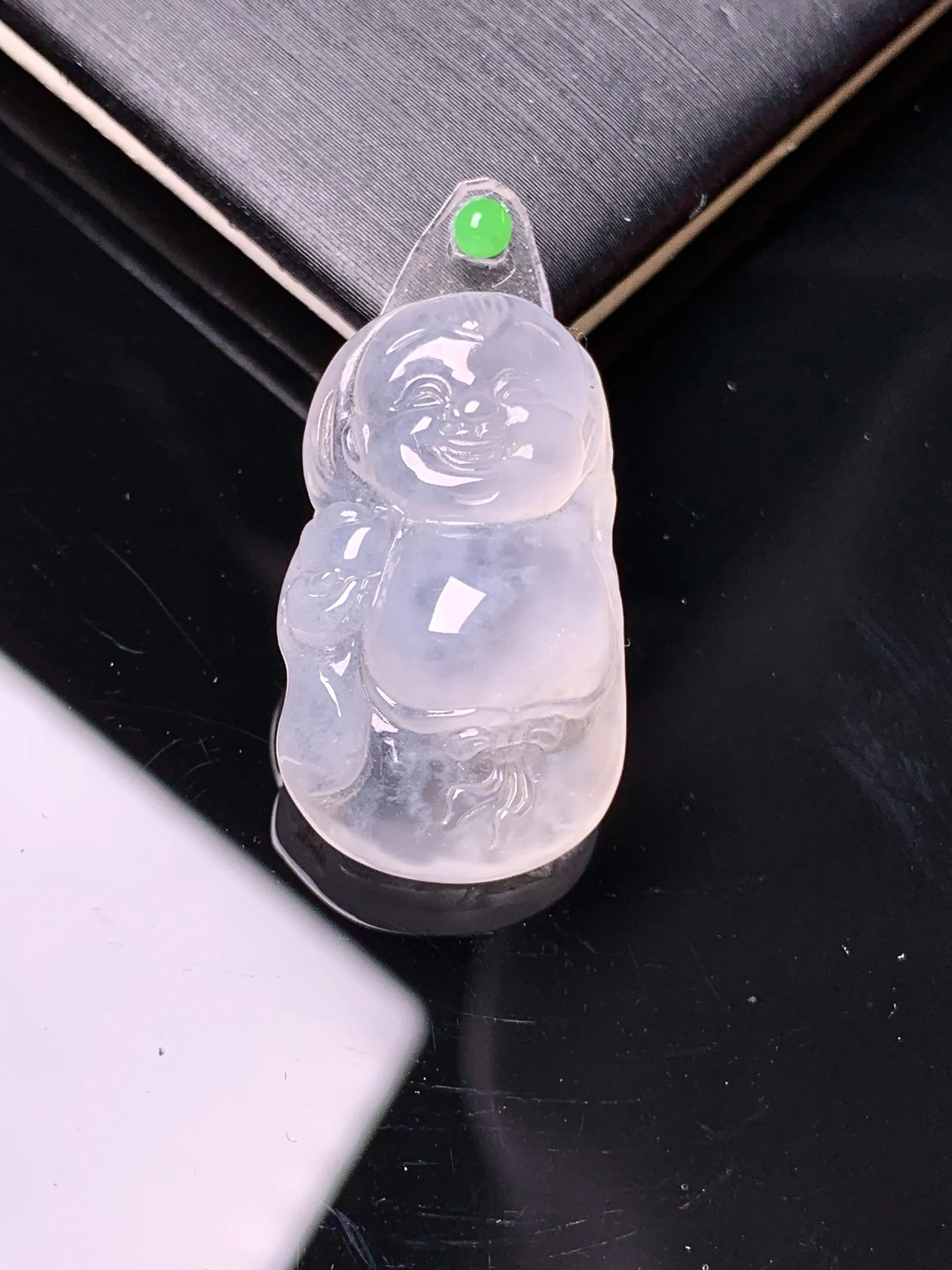 镶嵌款 冰种宝宝佛公吊坠 玉质细腻 色泽艳丽清新 整体尺寸24.8*14.7*7