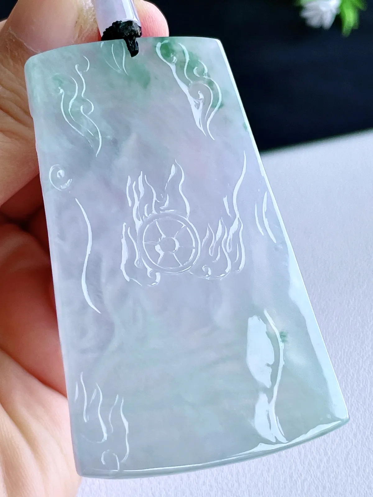 冰飘花虚空藏菩萨牌吊坠
66.8-40.8-5