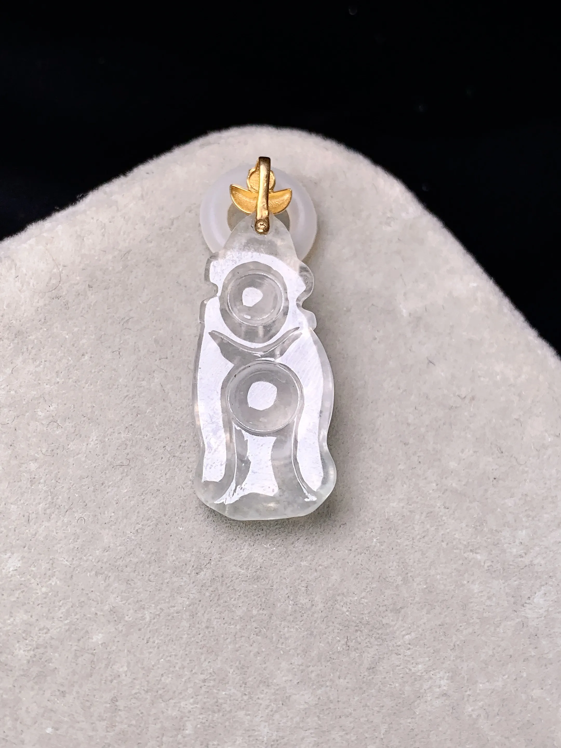 18k金镶嵌冰种财神吊坠 玉质细腻 色泽艳丽清新 整体尺寸27.5*10*4.2