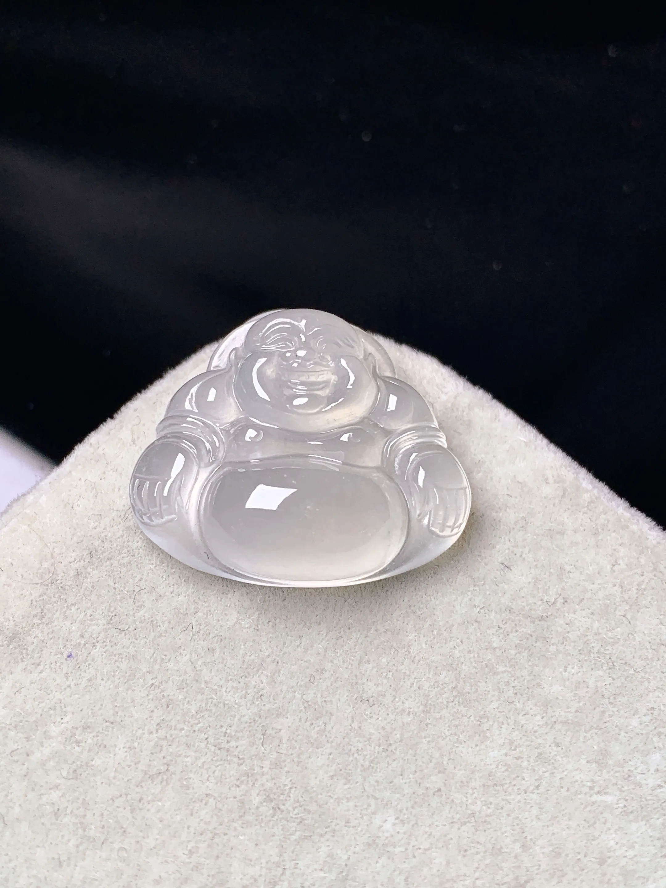 冰种佛公吊坠 玉质细腻 色泽艳丽清新 整体尺寸18.2*21.8*6.8