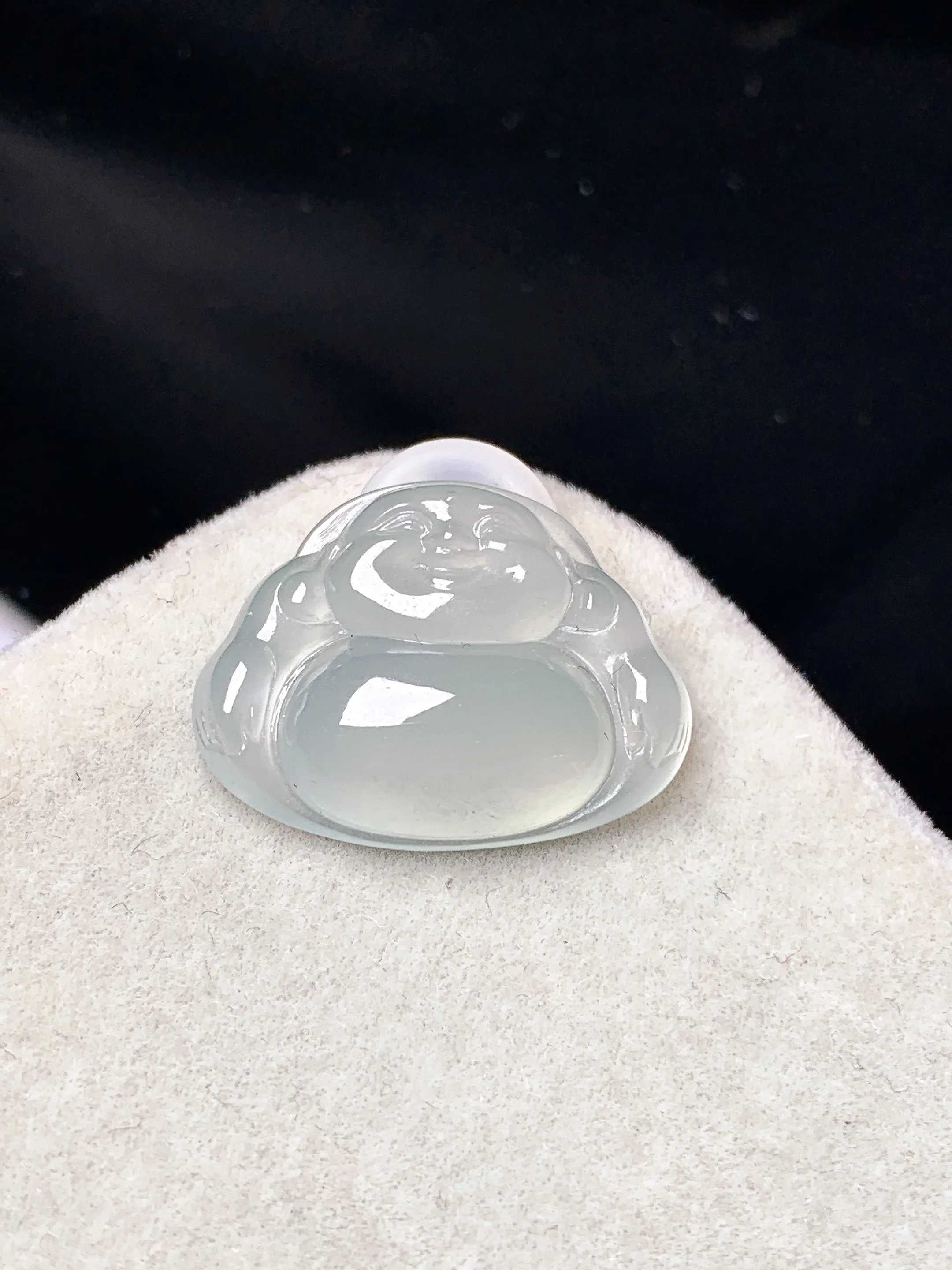 冰种佛公吊坠 玉质细腻 色泽艳丽清新 整体尺寸15.7*20.2*5.2