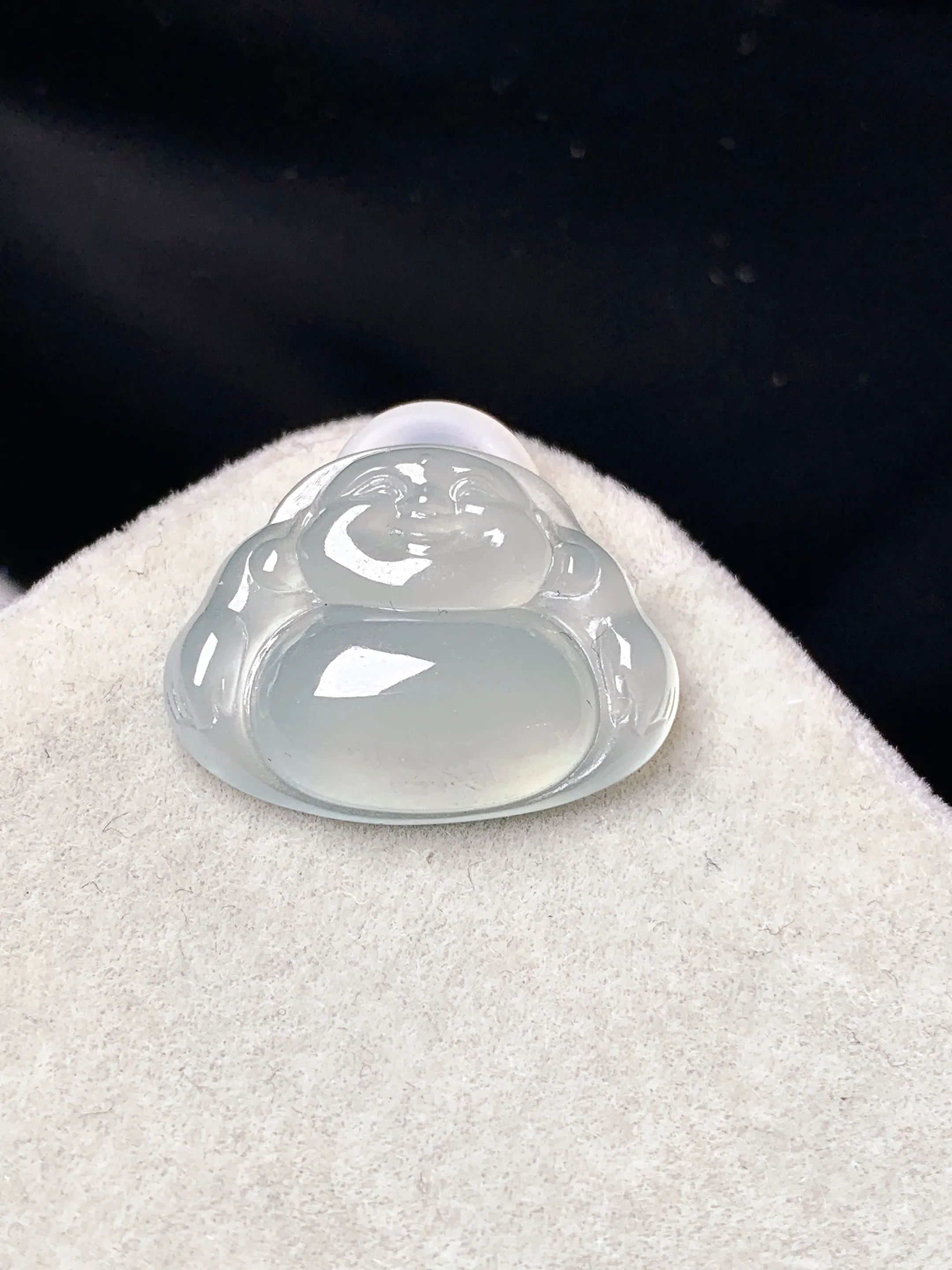 冰种佛公吊坠 玉质细腻 色泽艳丽清新 整体尺寸15.7*20.2*5.2