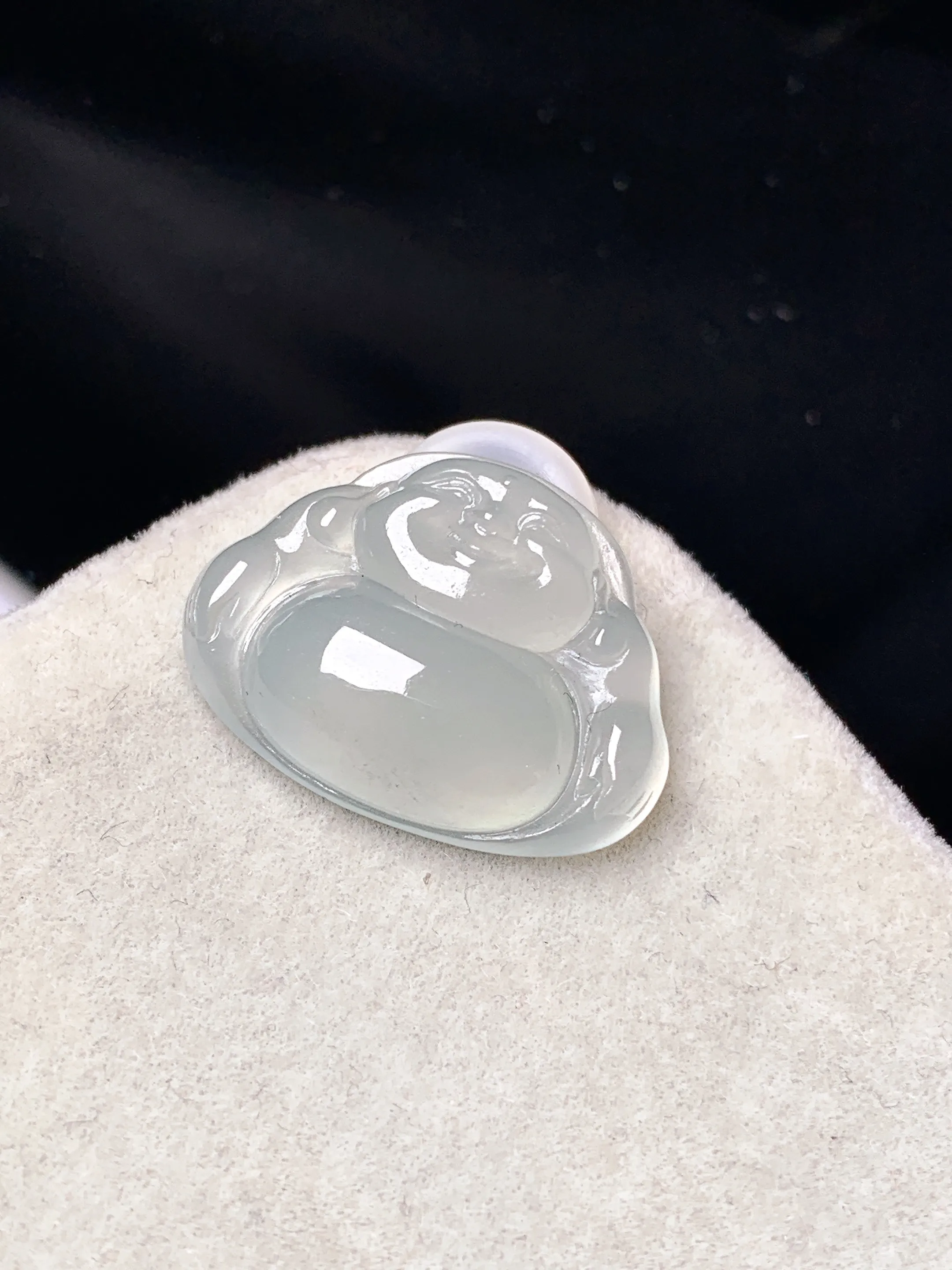 冰种佛公吊坠 玉质细腻 色泽艳丽清新 整体尺寸15.7*20.2*5.2