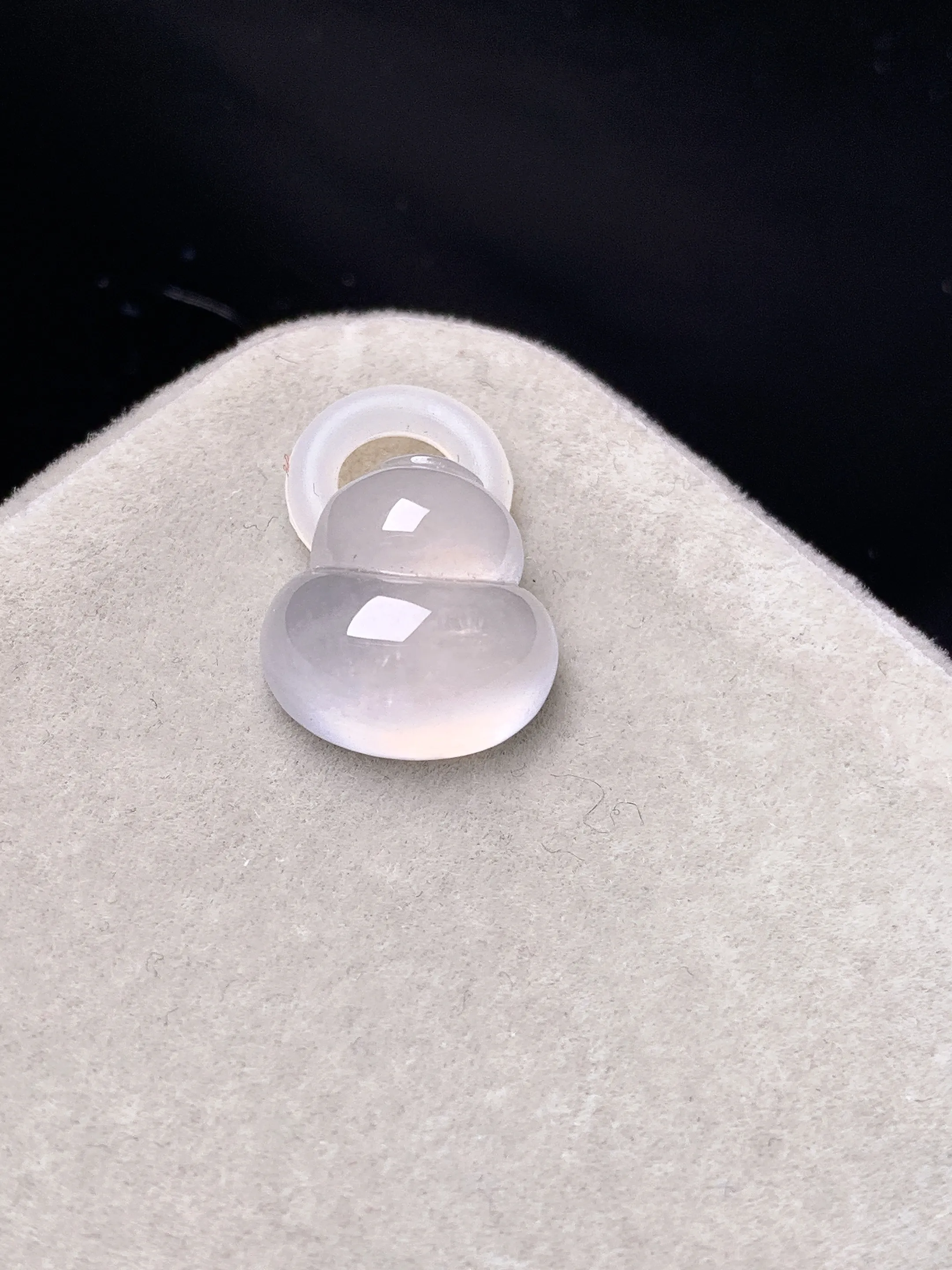 镶嵌款 冰种葫芦吊坠 玉质细腻 色泽艳丽清新 整体尺寸12*11.5*5.2