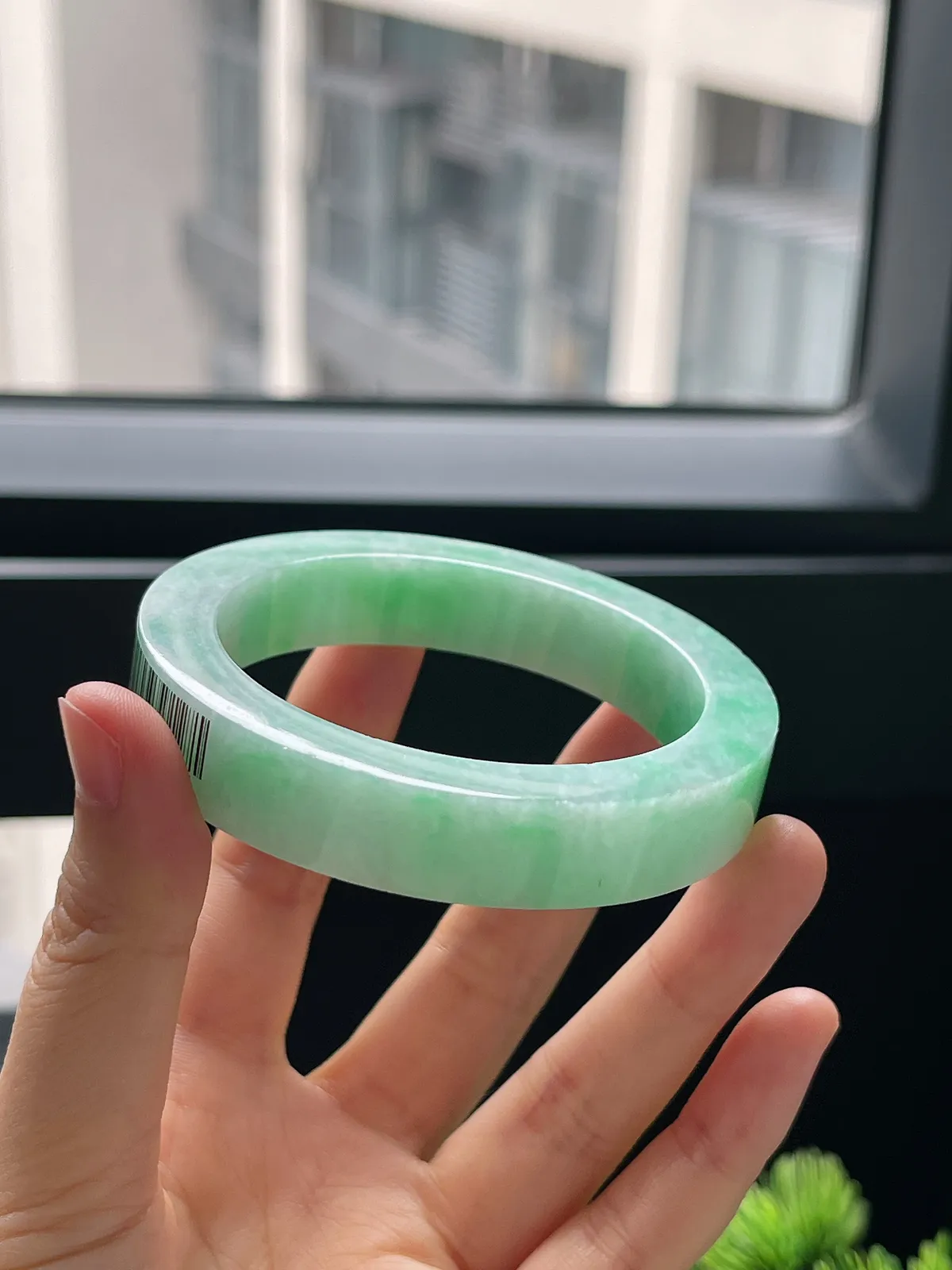 翡翠毛坯，⭕️正圈最大做56.2，最小做55.3