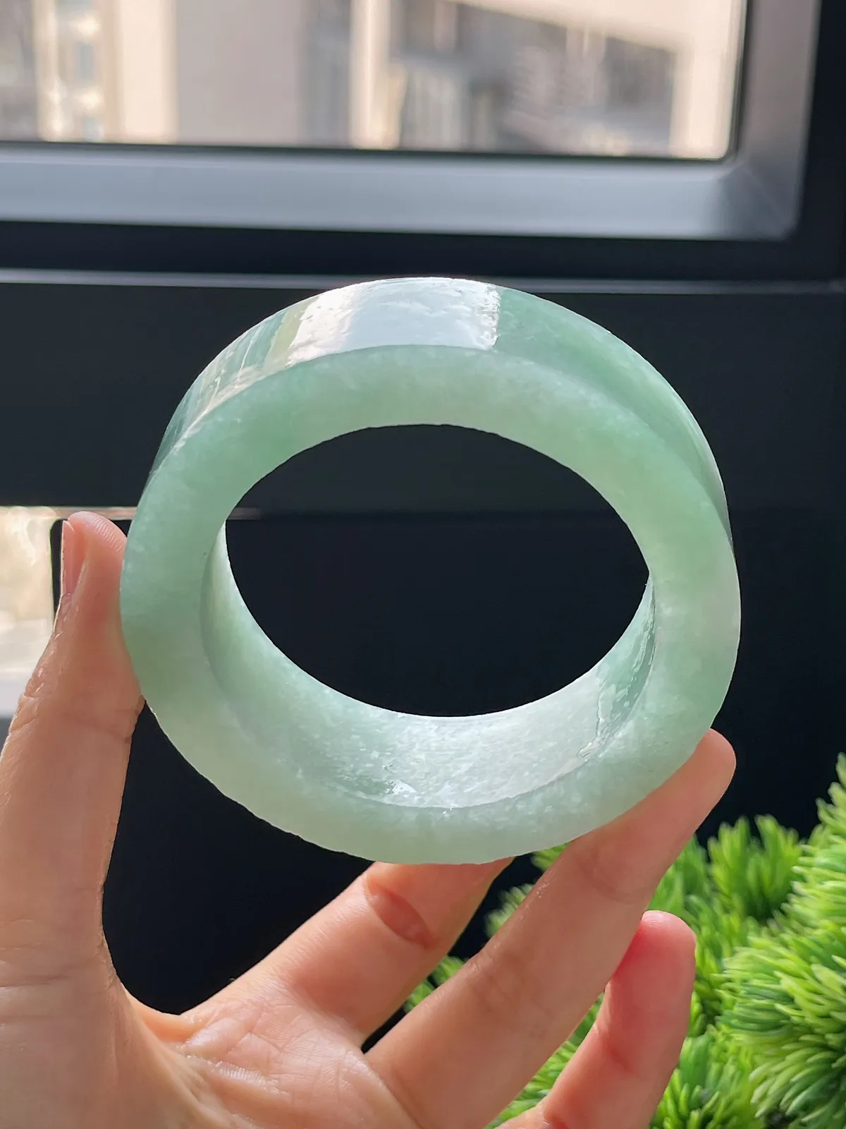 翡翠毛坯，⭕️正圈最大做60，圆条最大做56；最小做56.2