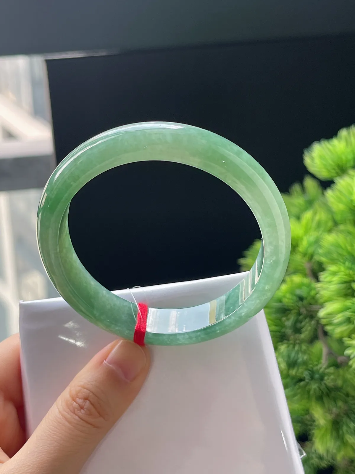 正圈56，翡翠糯化种绿色手镯