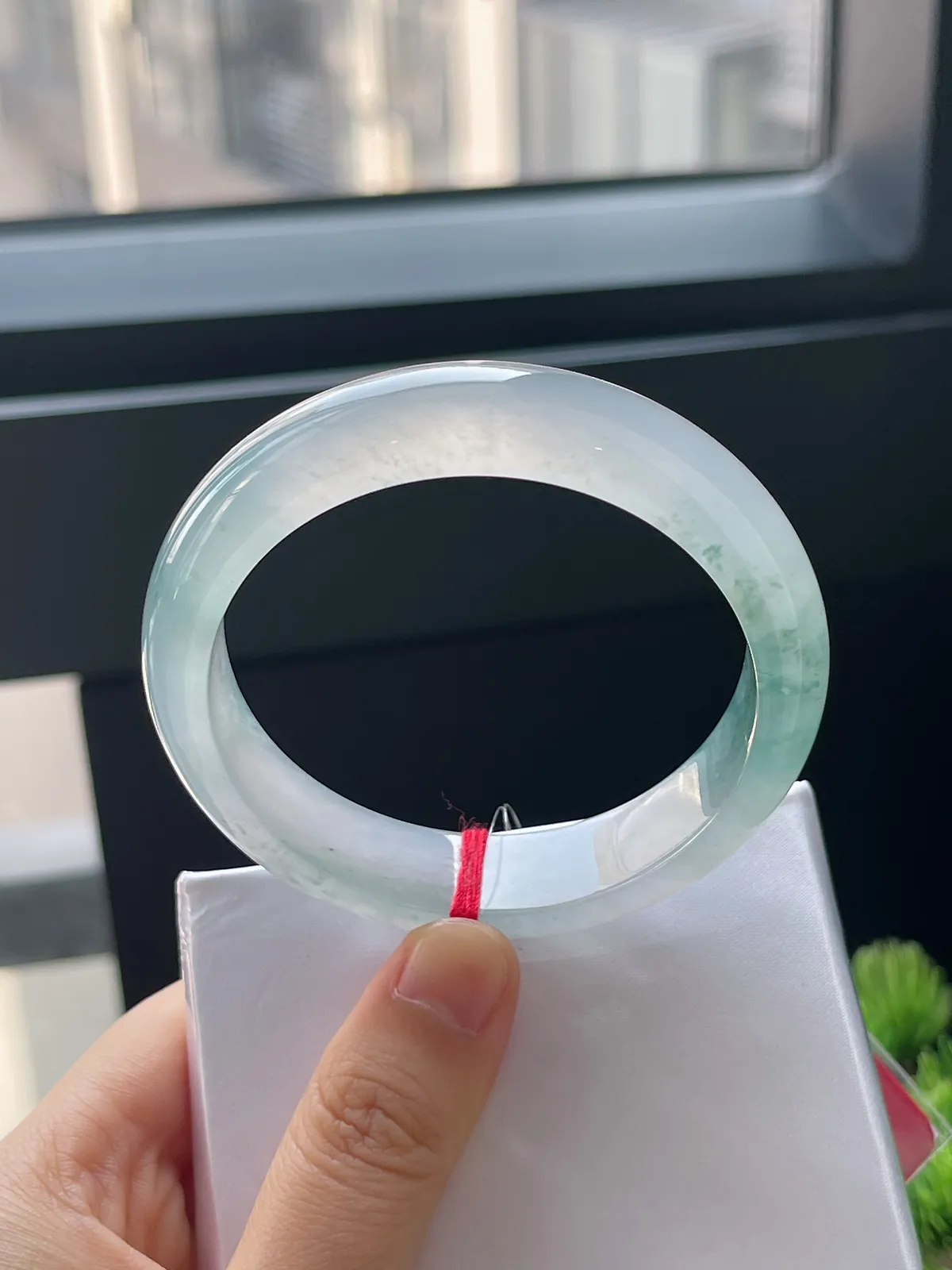 正圈55，翡翠冰种飘花手镯