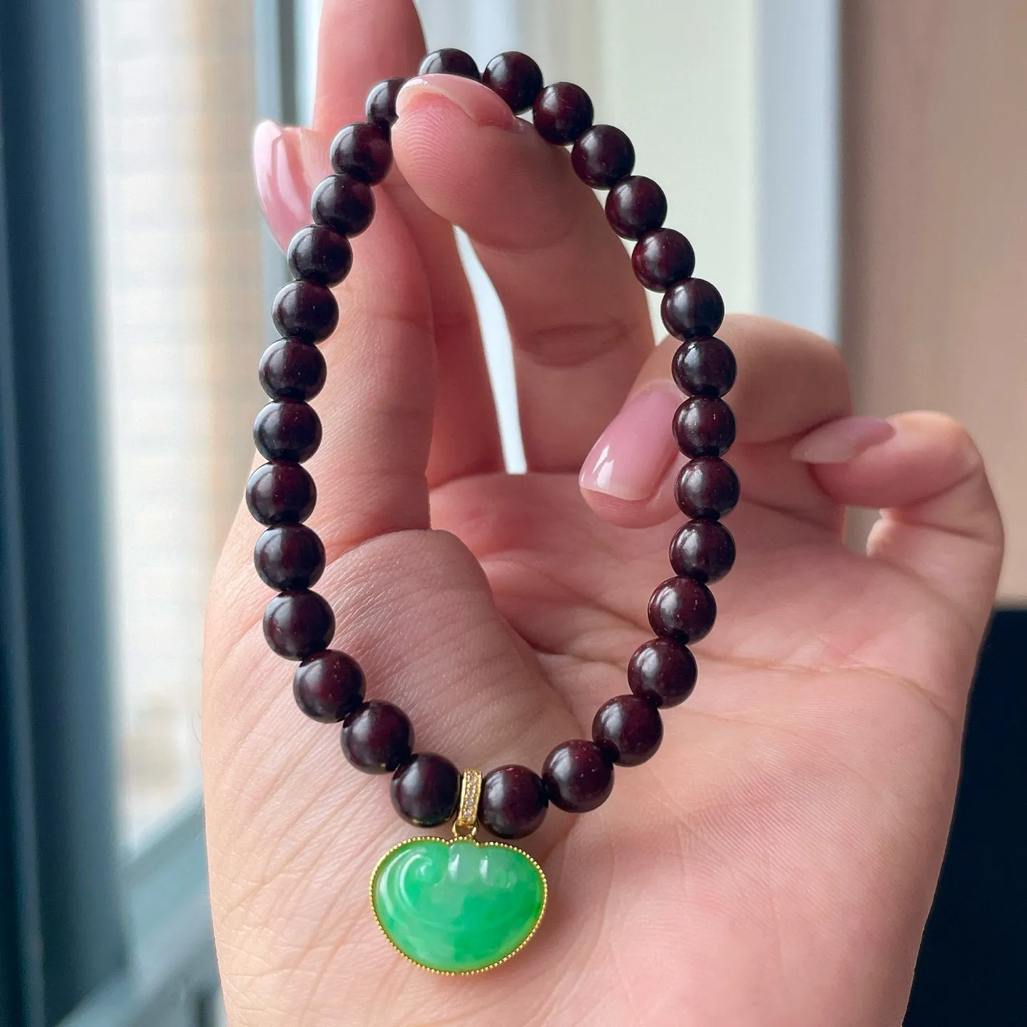 金镶-冰飘绿如意手串