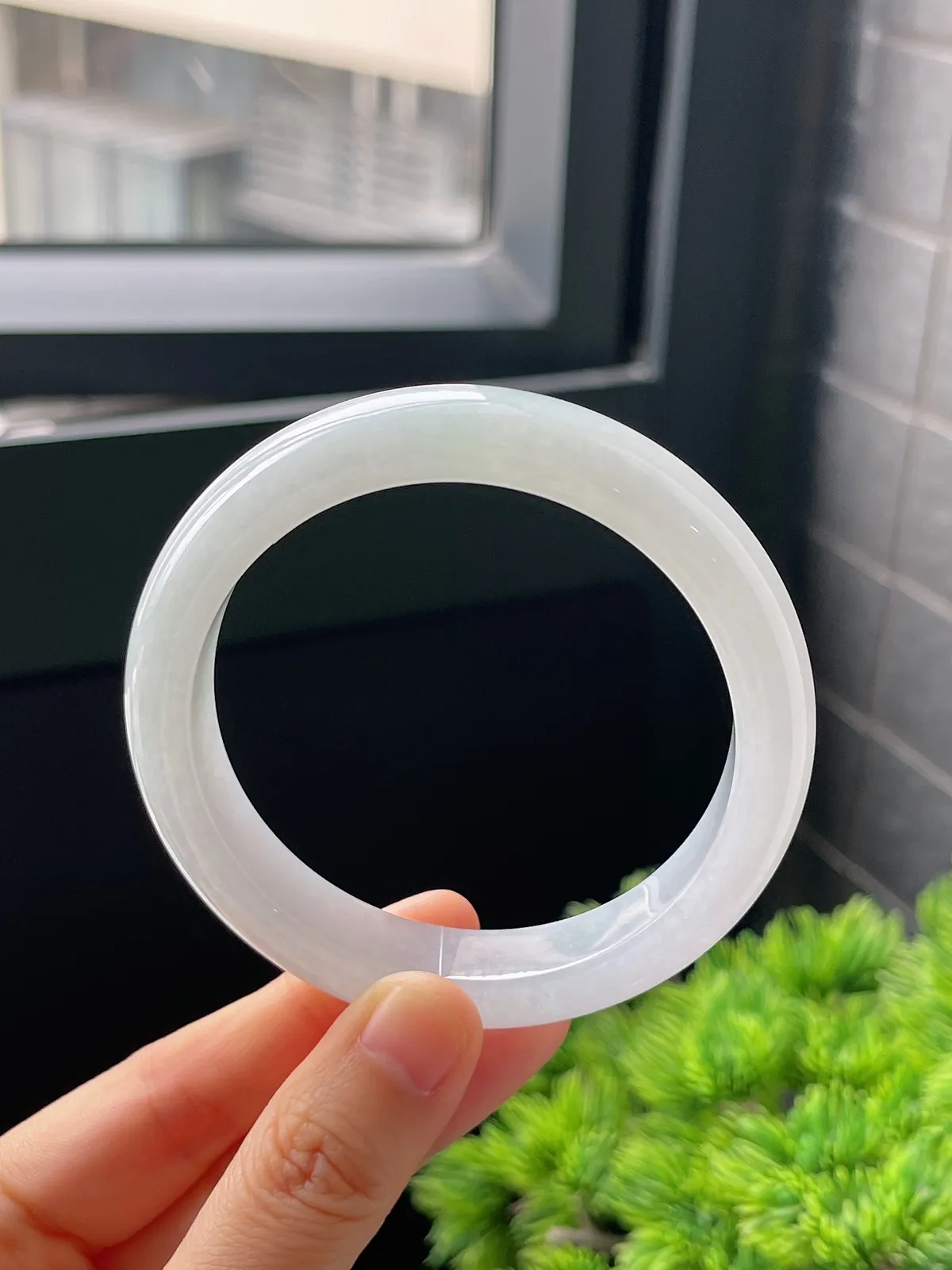 正圈58.5圈口，翡翠冰糯种白色手镯