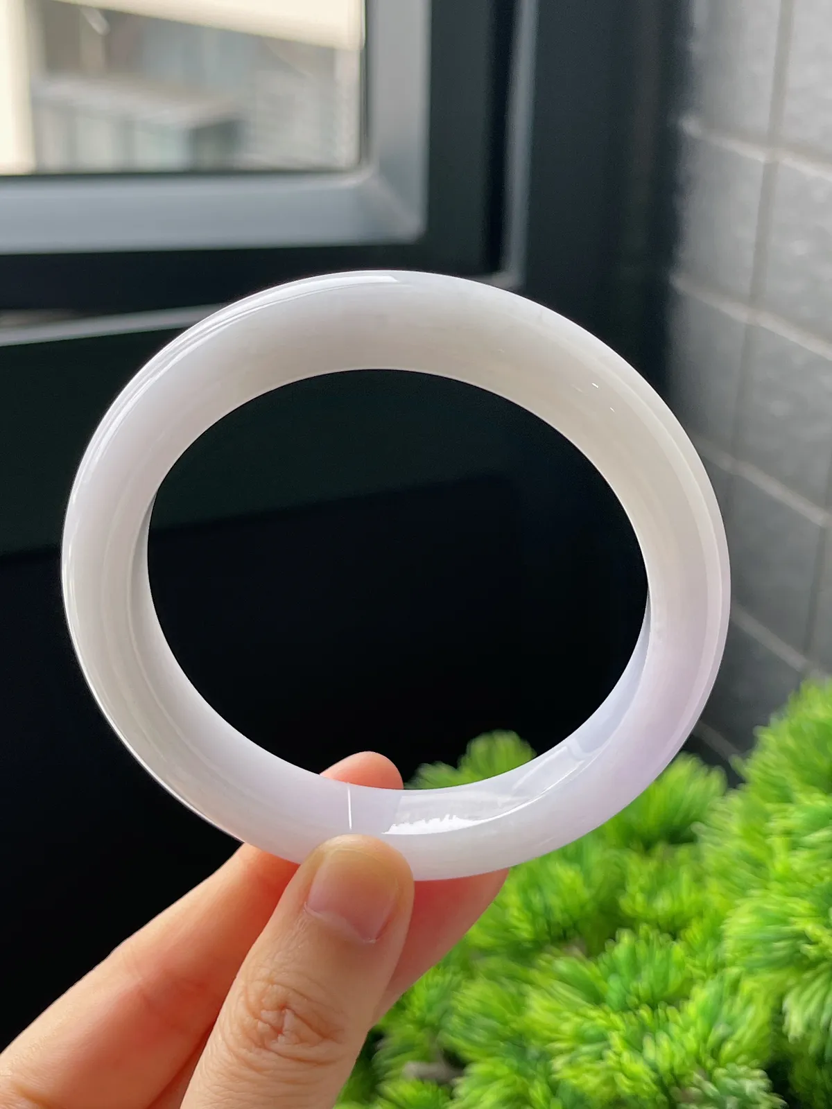 正圈61.5圈口，翡翠糯化种淡紫色手镯