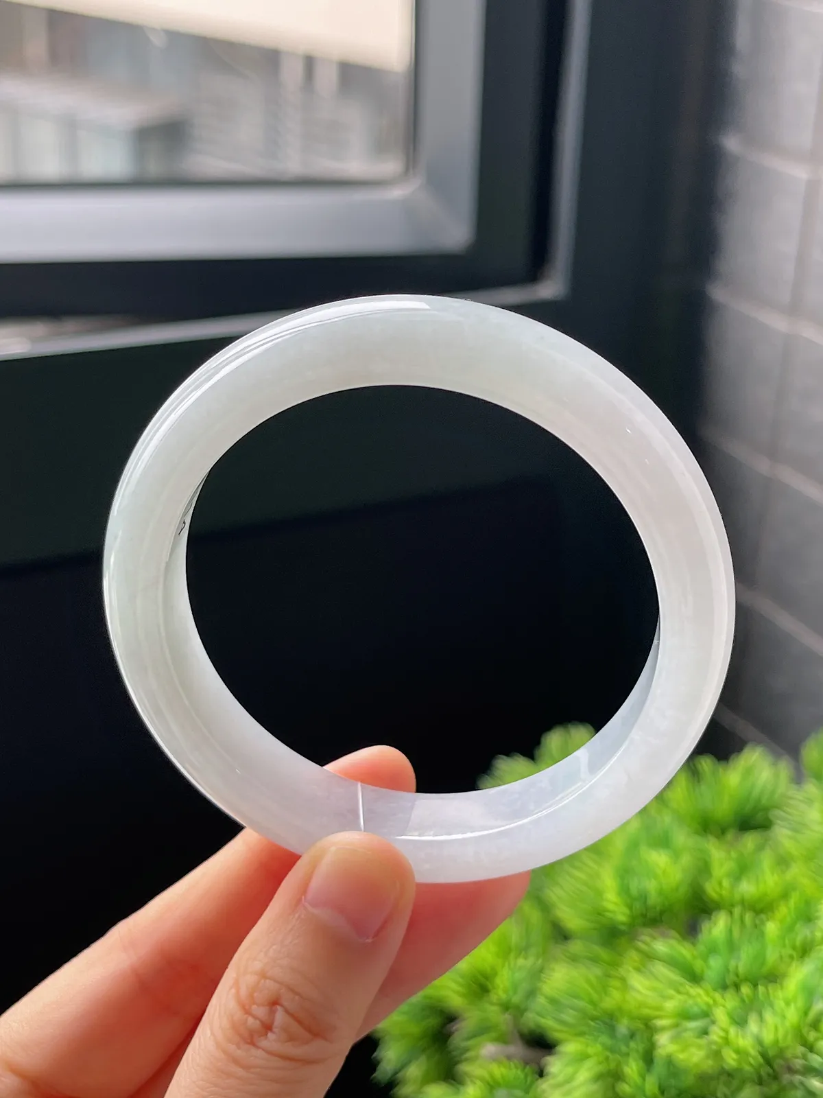 正圈58.5圈口，翡翠冰糯种白色手镯