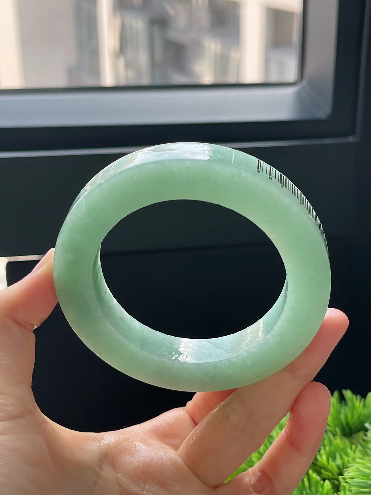 翡翠毛坯，⭕️正圈最大做65.8，圆条最大做61.8；最小做57.1