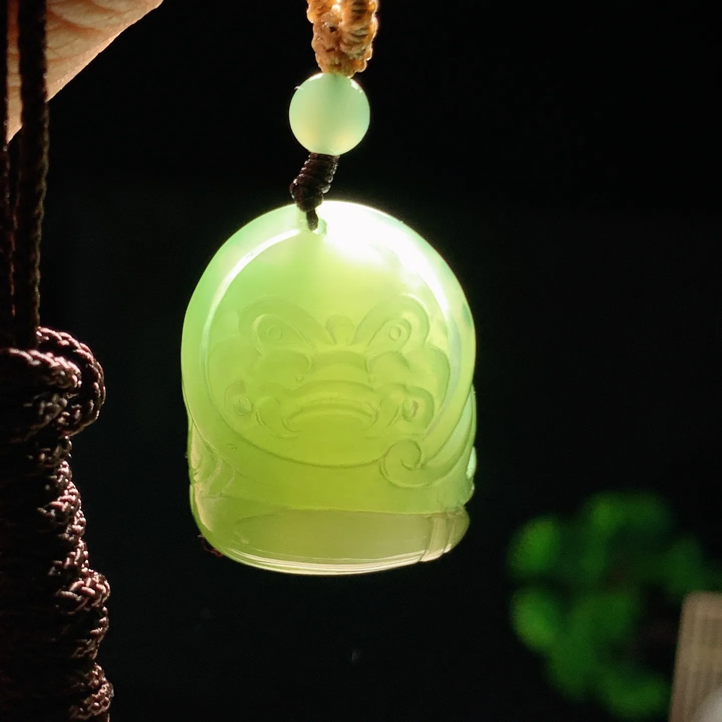 和田玉阳绿俄罗斯碧玉猫眼佛引福来挂件 尺寸25/20/17重17克 玉质细腻油润 底色纯净 脂粉好，品质好。lt260206