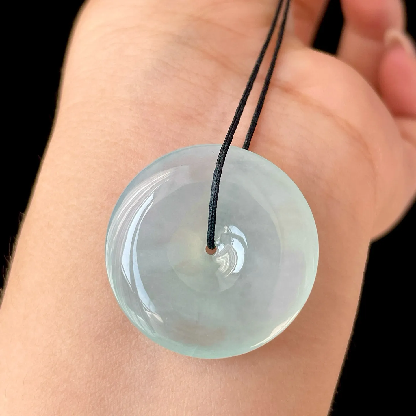 ￼🦋冰晴底平安扣