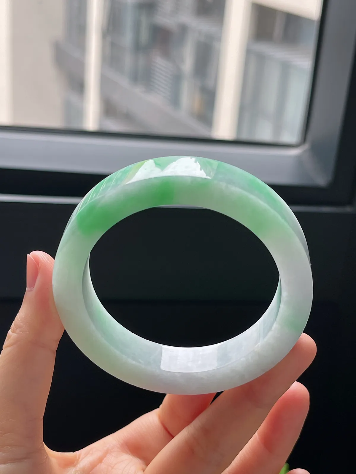 翡翠毛坯，⭕️正圈最大做55.6，最小做54.9