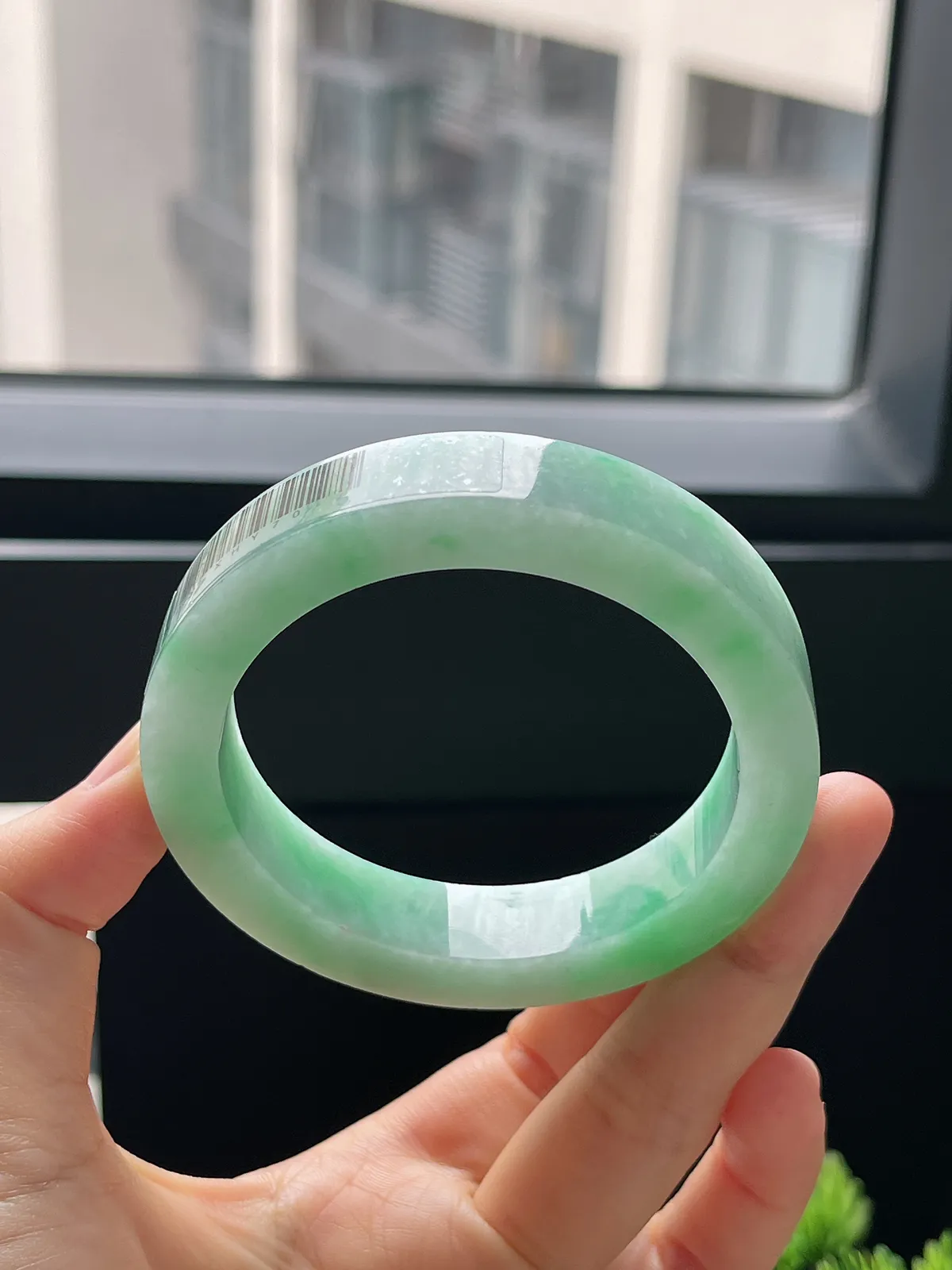 翡翠毛坯，⭕️正圈最大做56.2，最小做55.3