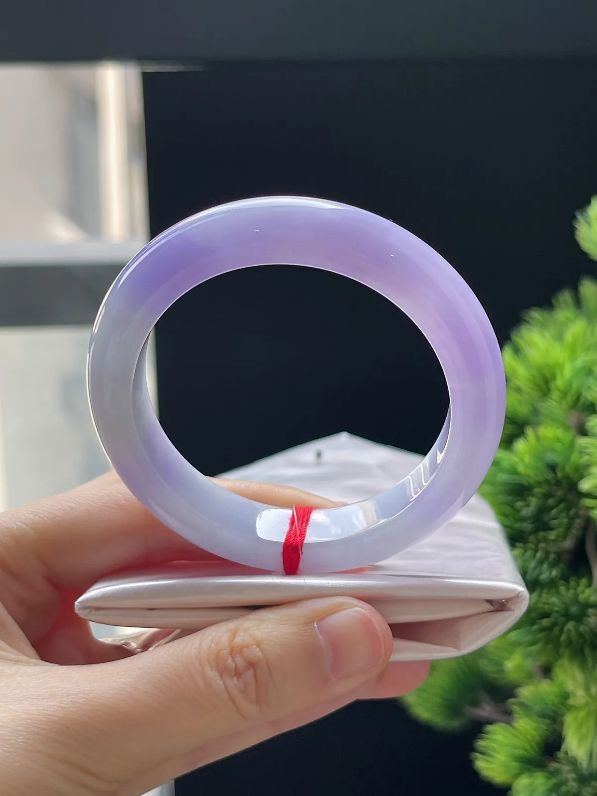 正圈51圈口，翡翠糯化种茄紫色手镯