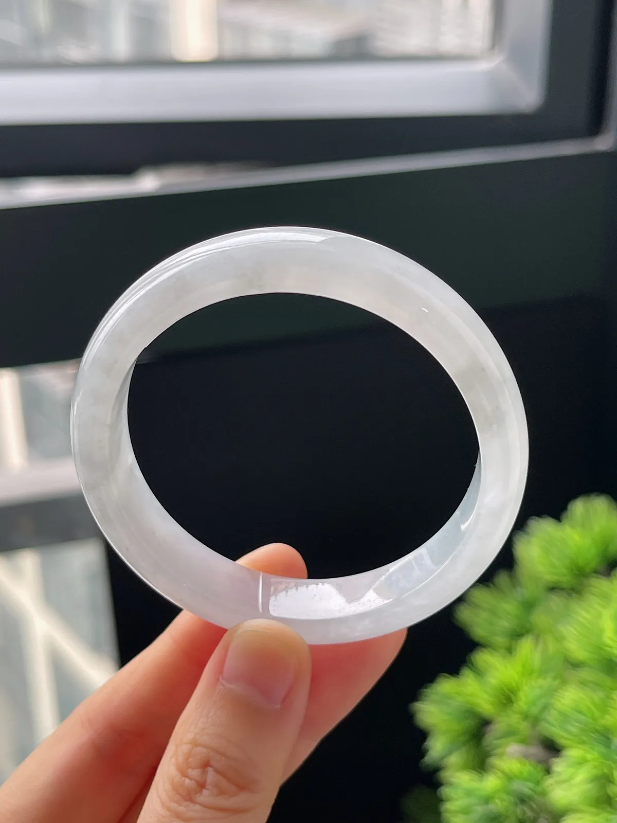 正圈52圈口，翡翠冰糯种白色手镯