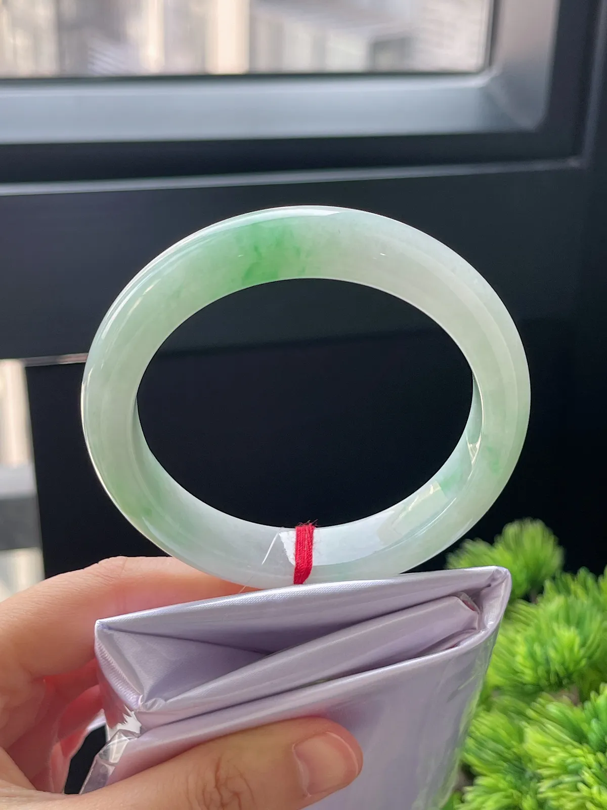 正圈57.8，翡翠冰糯种飘花手镯