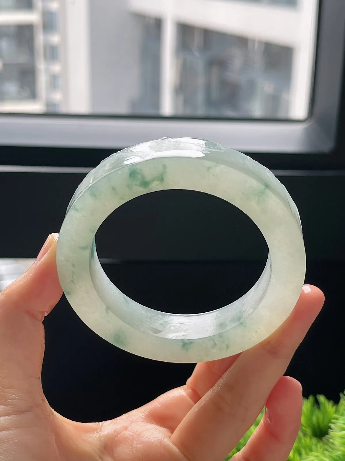 翡翠毛坯，⭕️正圈最大做58.4，最小做54.6