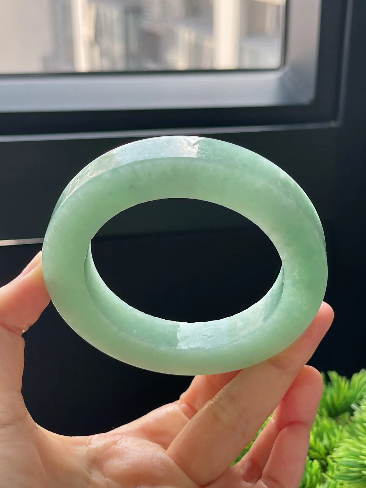 翡翠毛坯，⭕️正圈最大做65.8，圆条最大做61.8；最小做57.1