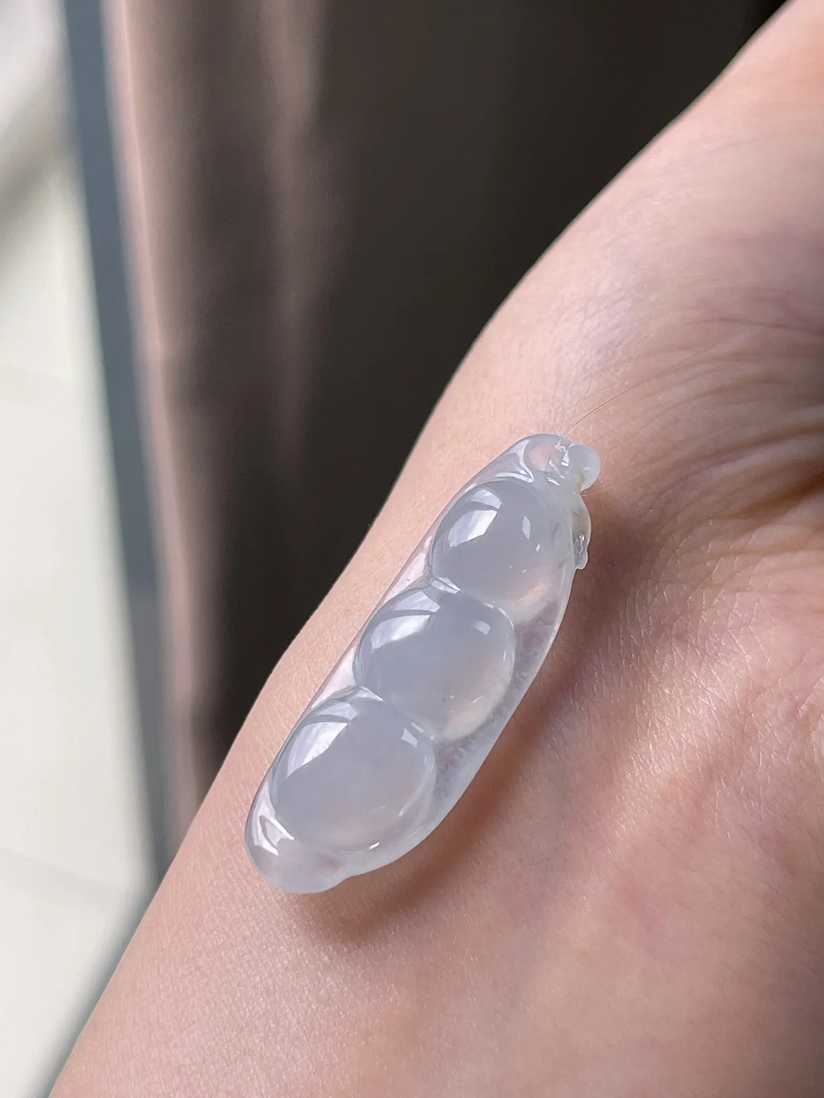 翡翠冰种白色连中三元福豆