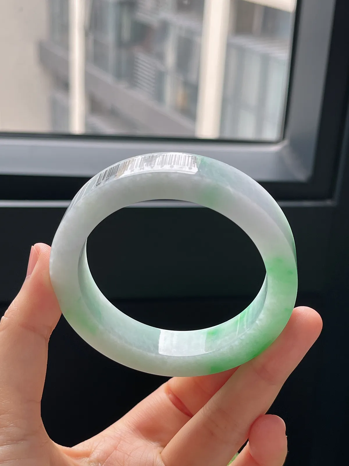 翡翠毛坯，⭕️正圈最大做55.6，最小做54.9