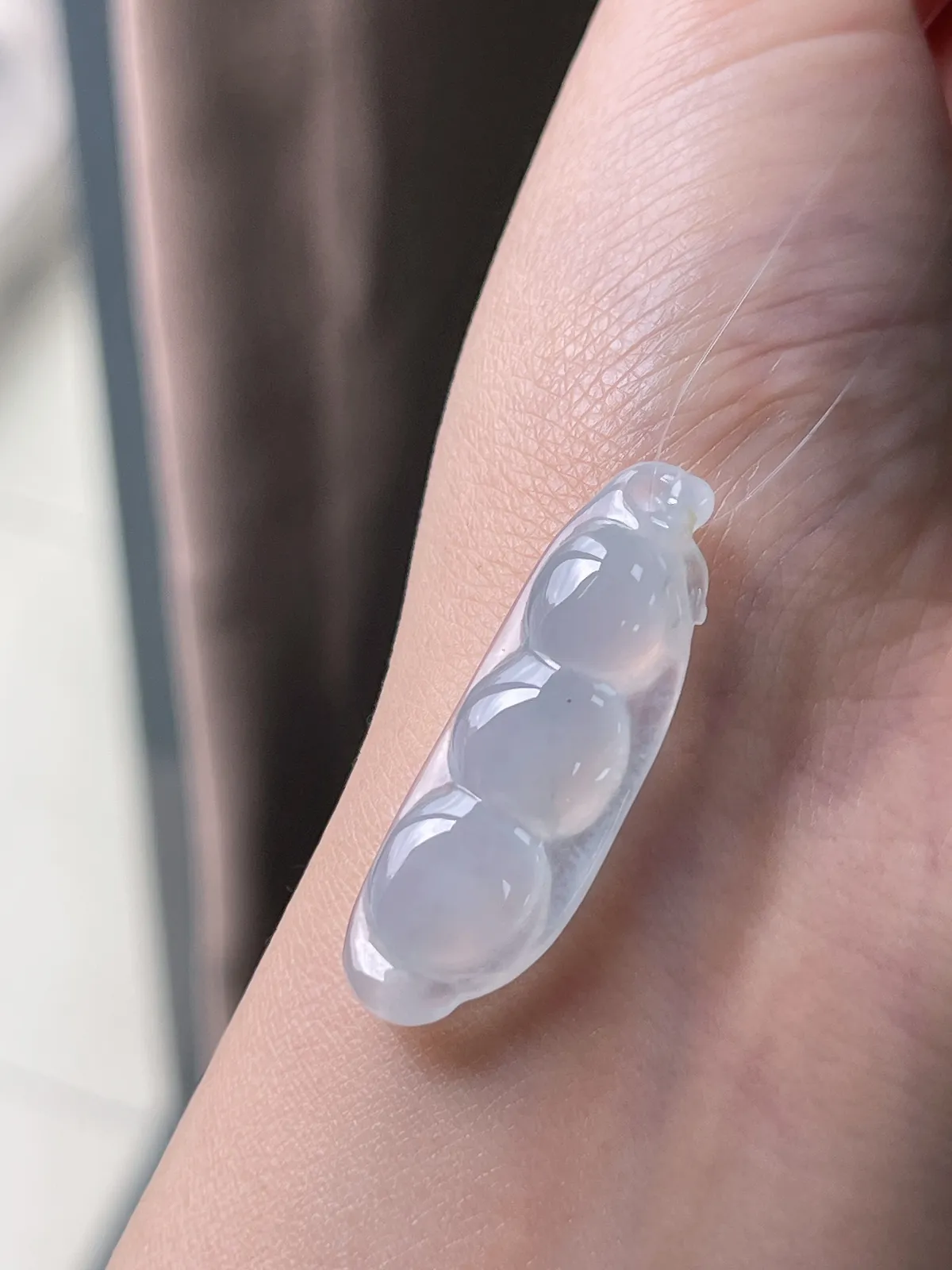 翡翠冰种白色连中三元福豆