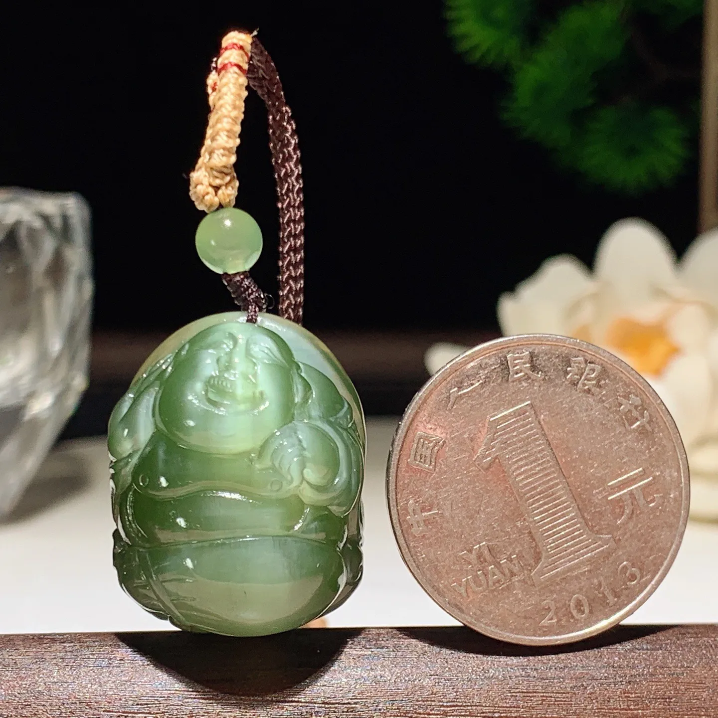 和田玉阳绿俄罗斯碧玉猫眼佛引福来挂件 尺寸25/20/17重17克 玉质细腻油润 底色纯净 脂粉好，品质好。lt260206