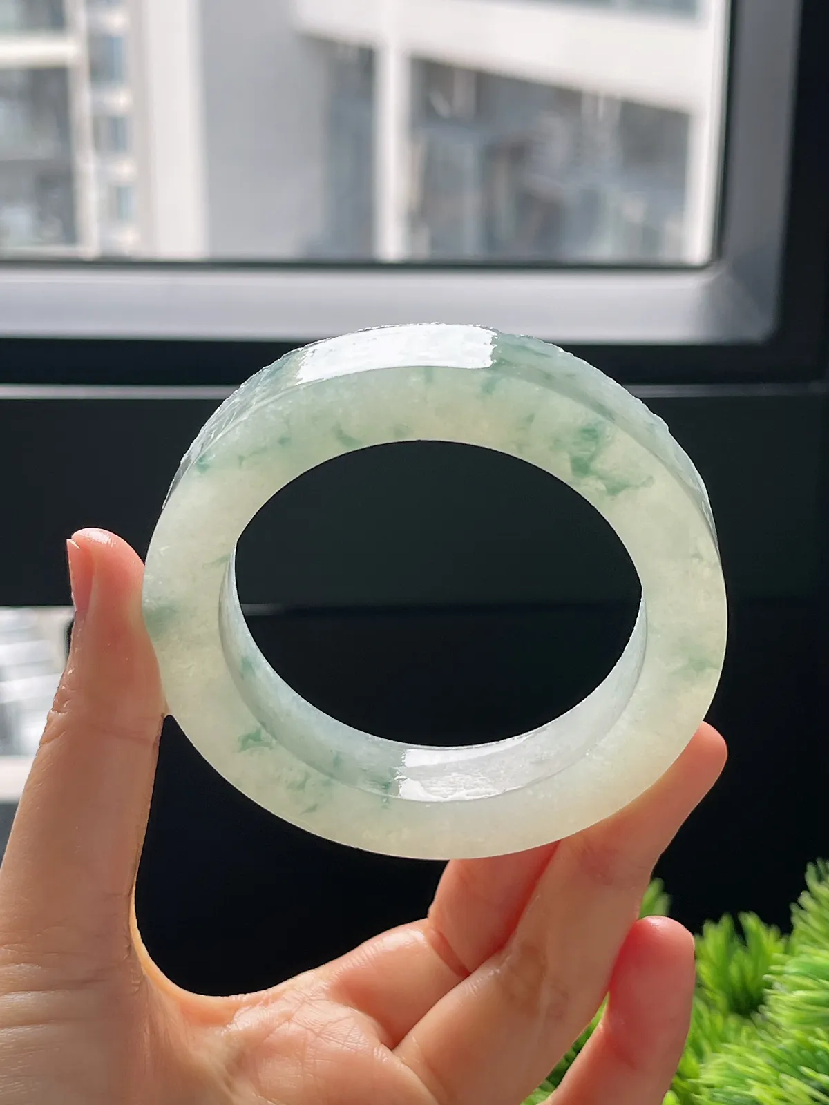 翡翠毛坯，⭕️正圈最大做58.4，最小做54.6