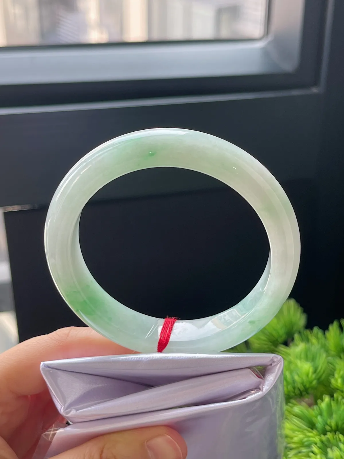 正圈57.8，翡翠冰糯种飘花手镯